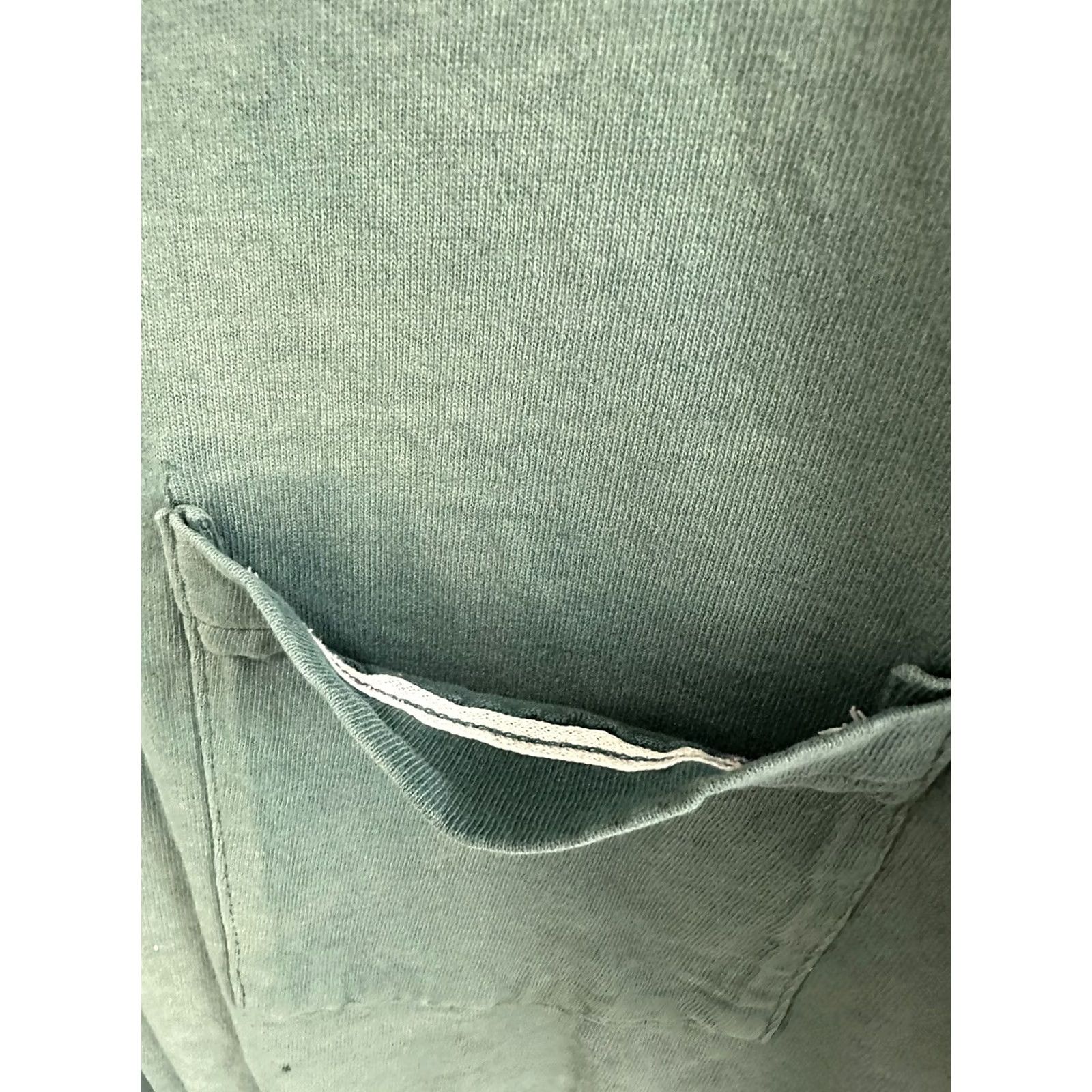 Vintage VTG 80s Gradient Sun Faded Distressed Worn Selvedge Pocket Front T-Shirt Size L Shirt Mens Green Teal"} Size US L / EU 52-54 / 3 - 3 Thumbnail