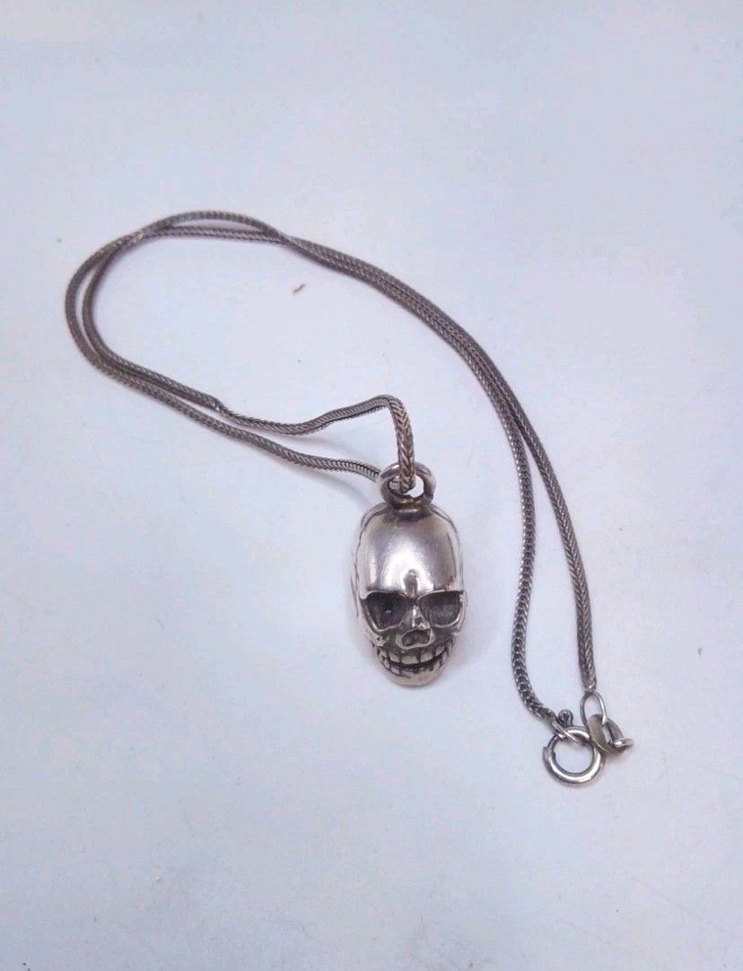 Jewelry Vintage Skull Necklace Sterling Silver 15" Steel Size 26 - 1 Thumbnail