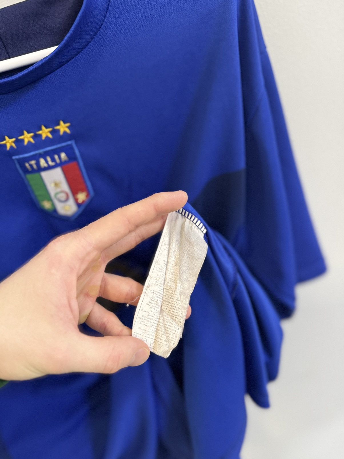 Band Tees TOTTI ITALY 🇮🇹 ITALIA tee fan away jersey football world cup Size US XL / EU 56 / 4 - 10 Thumbnail