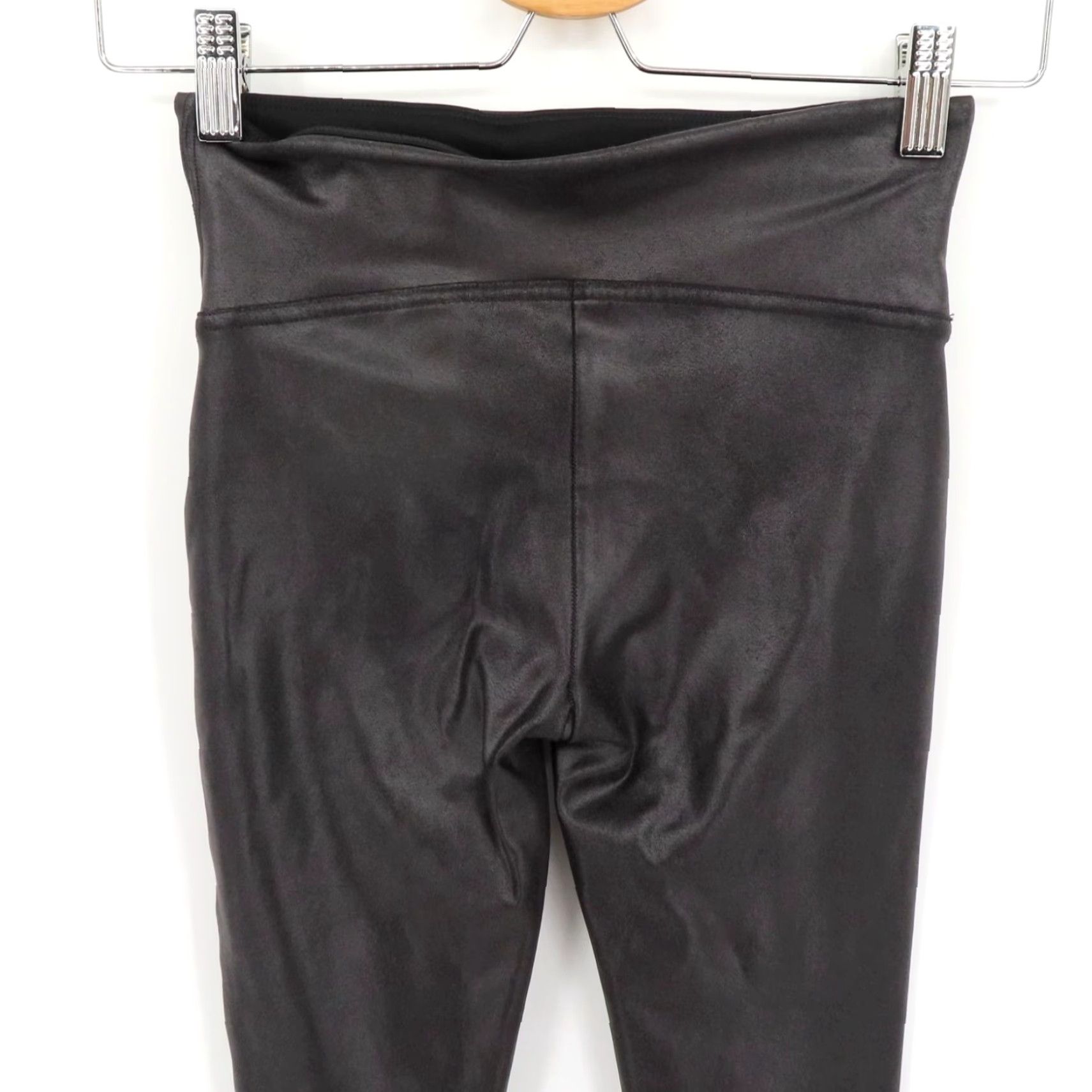 Spanx Spanx Women Small Solid Black Spanxshape Faux Leather Leggings Pants Style 2437T Size 28" / US 6 / IT 42 - 6 Thumbnail