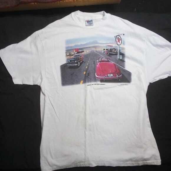 Vintage Vintage Mecca On High Desert Texaco Route 66 T-Shirt Size US XL / EU 56 / 4 - 2 Thumbnail