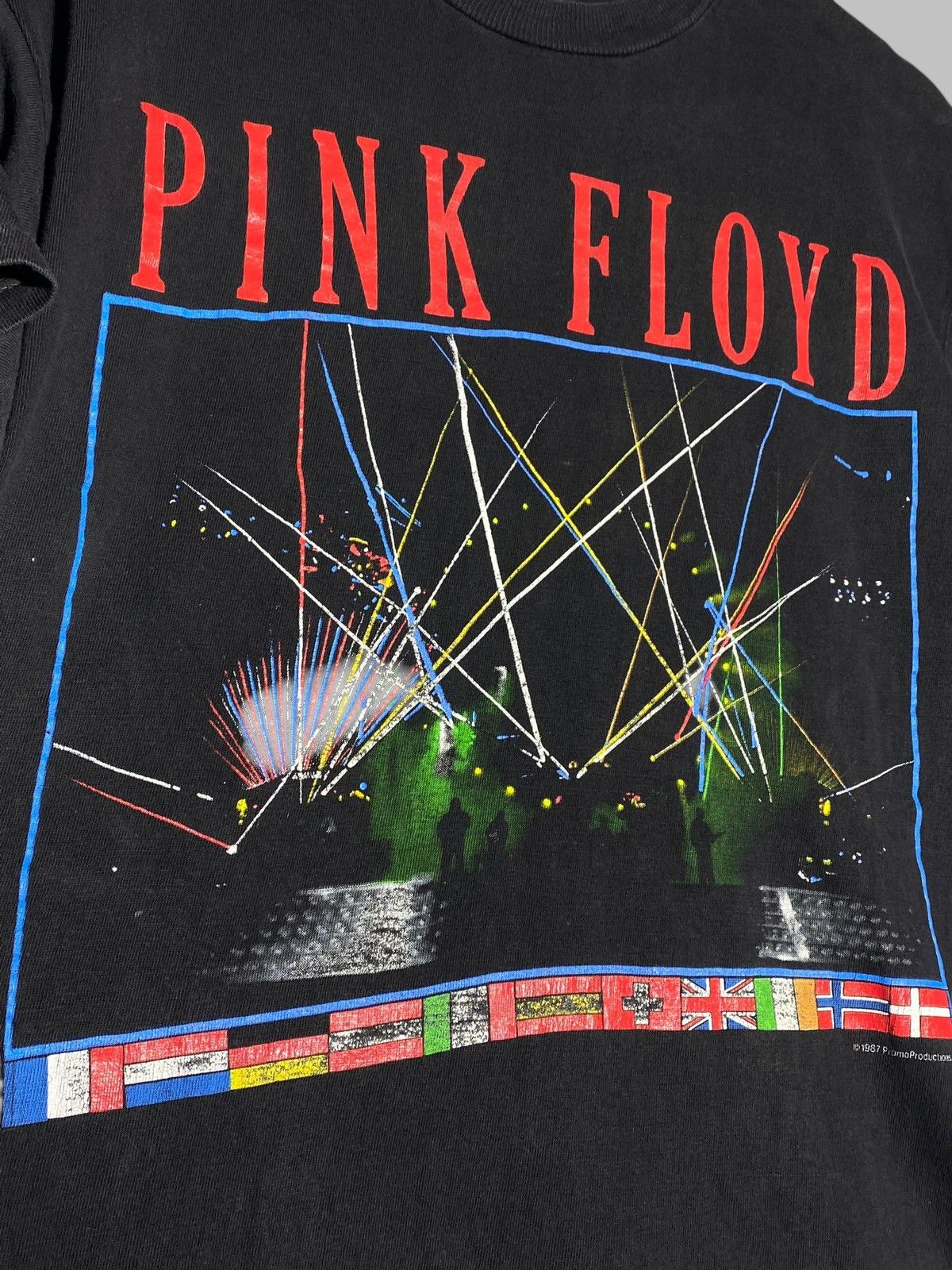 Band Tees × Pink Floyd × Vintage Vintage 1987 Pink Floyd Europe Tour Single Stitch T-Shirt Size US L / EU 52-54 / 3 - 5 Thumbnail