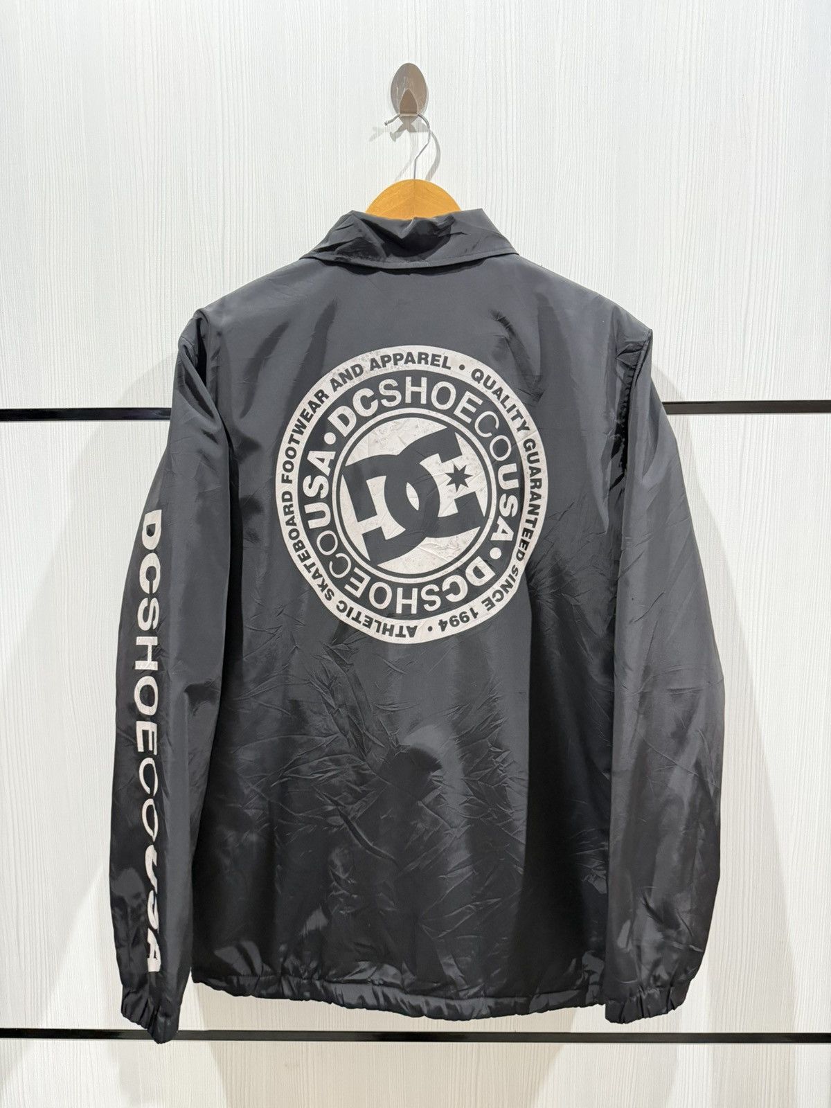 Tribal Streetwear Dc Shoe Usa Big Logo Glow In Dark Jacket Size US M / EU 48-50 / 2 - 3 Thumbnail