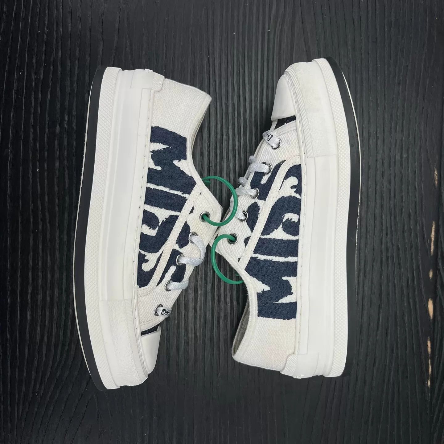 Dior Dior Walkdior White & Blue Graffiti 36.5 Near Mint Size US 6 / IT 36 - 6 Thumbnail