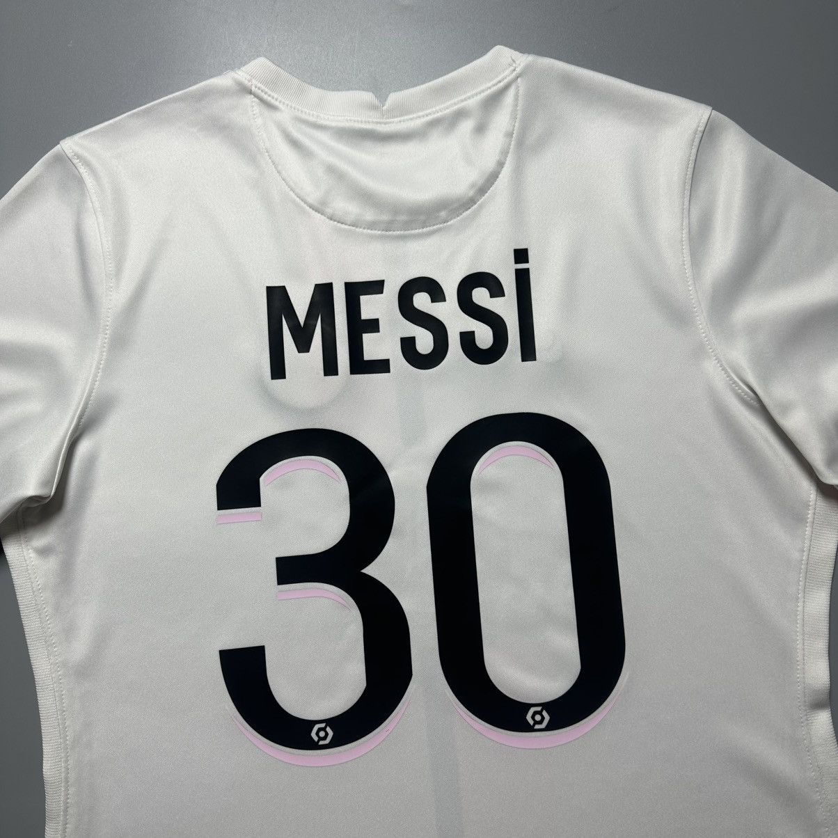 Nike PSG WOMENS NIKE 2021/2022 FOOTBALL AWAY JERSEY #30 MESSI Size L / US 10 / IT 46 - 8 Thumbnail
