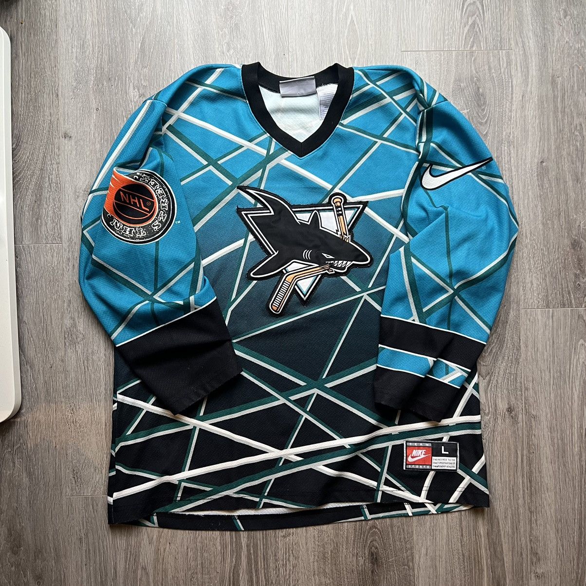 image of Vintage Nike San Jose Sharks Hockey Jersey in Teal, Men's (Size Large)