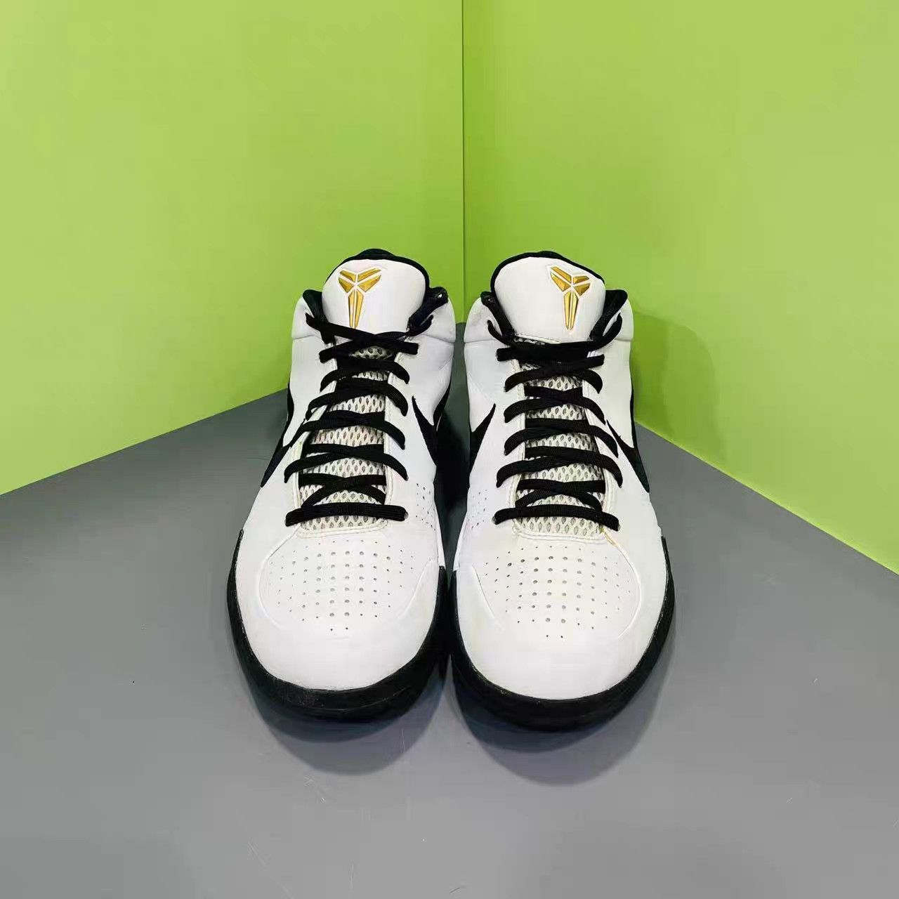 Nike Nike Kobe 4 Protro "Mambacita" Basketball Shoes K15 Size US 12.5 / EU 45-46 - 2 Thumbnail