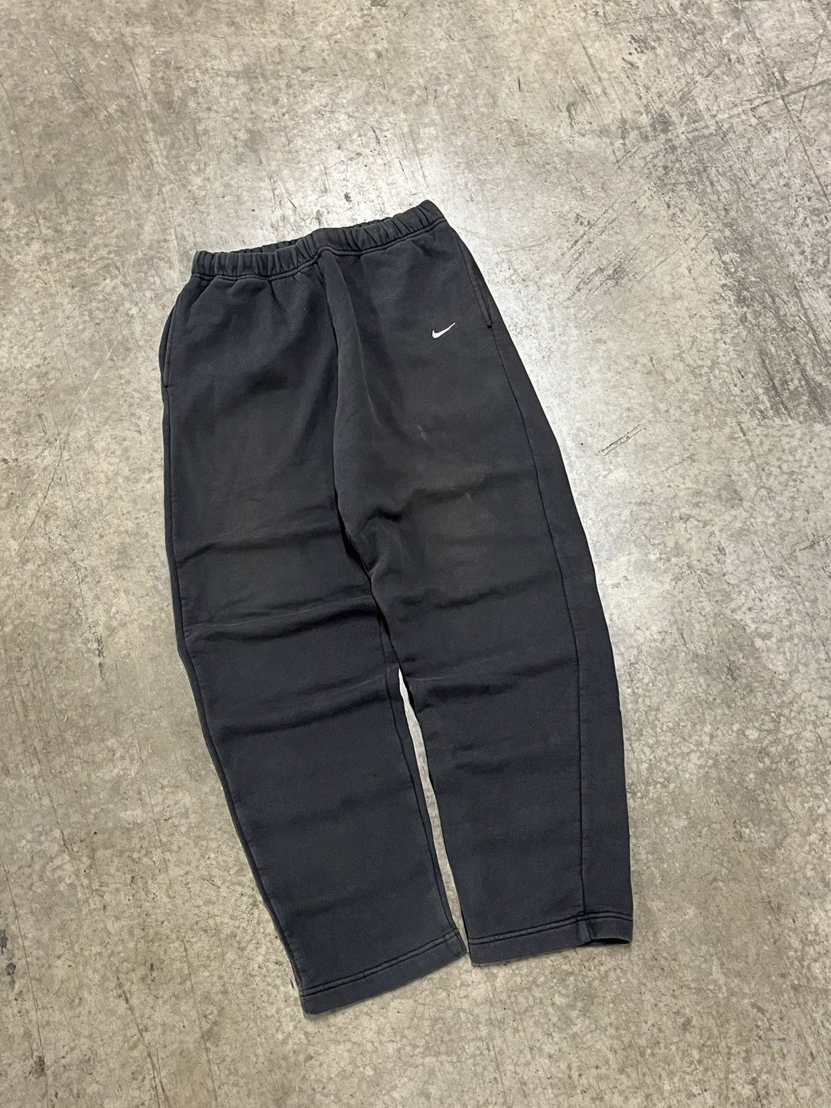 Nike × Vintage Nike sweatpants baggy fit y2k essential black pair hype Size US 30 / EU 46 - 6 Thumbnail