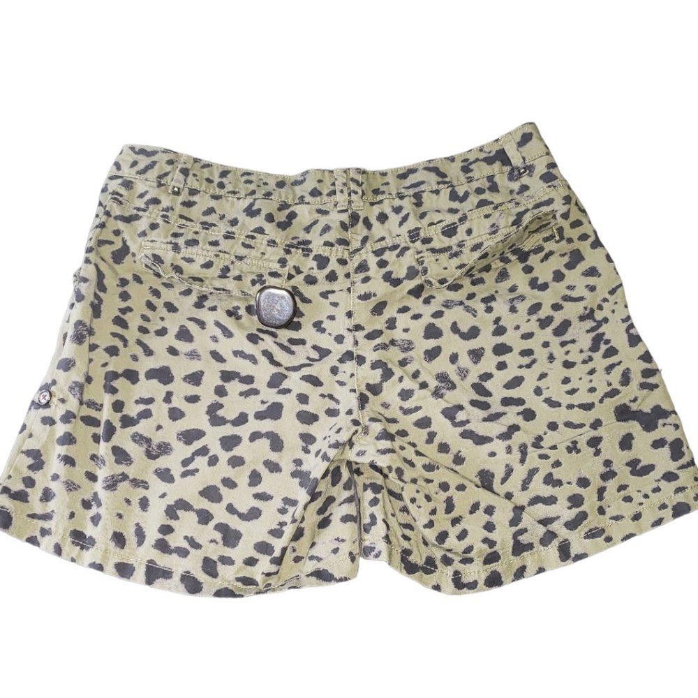 H&M CT487 H & M Army Green & Black Animal Print Denim Shorts 12 Size 34" / US 12 / IT 48 - 2 Thumbnail