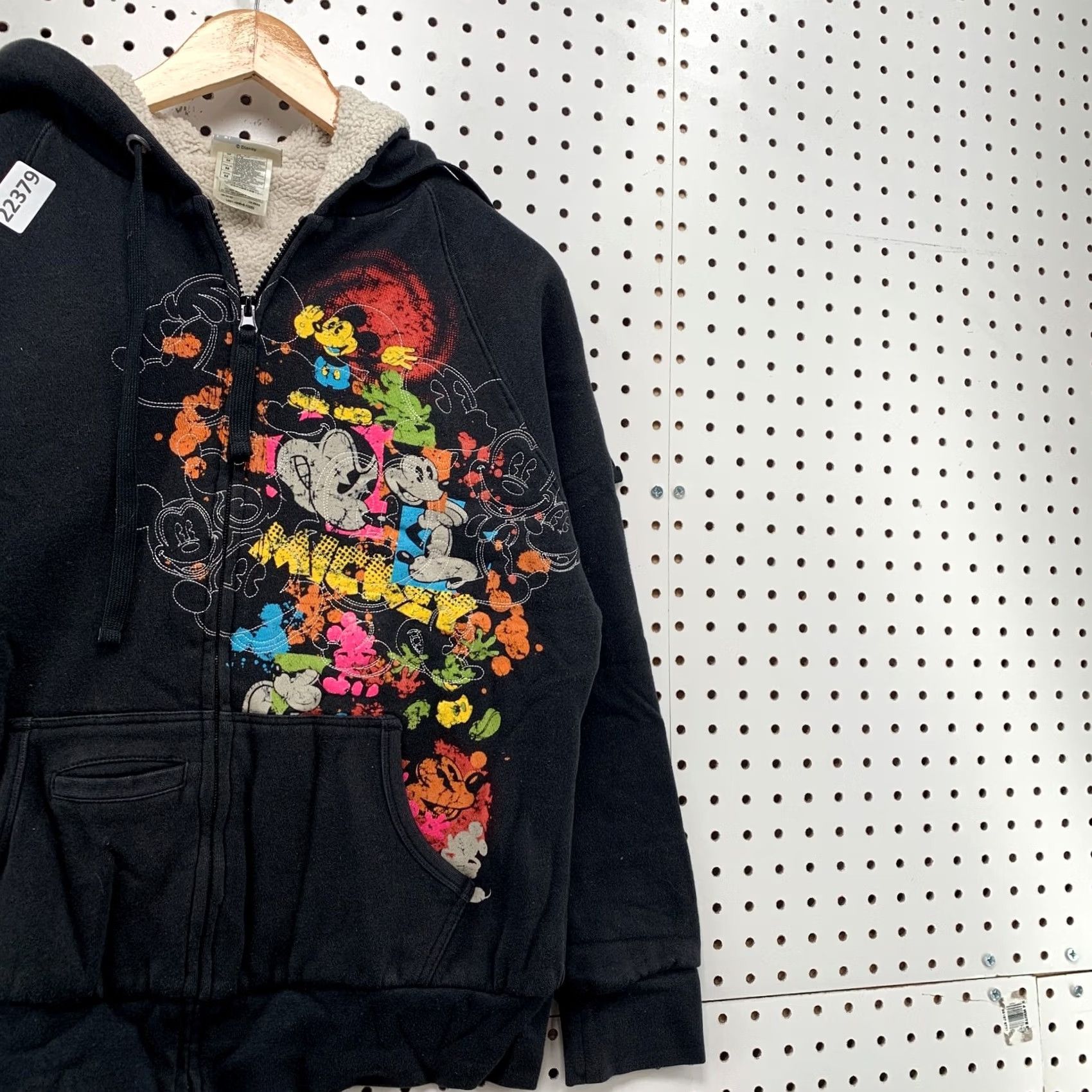 Disney Disney Disneyland Sweatshirt Hooded Sherpa Lined Black Womens Medium 22x24.5 Size M / US 6-8 / IT 42-44 - 4 Thumbnail