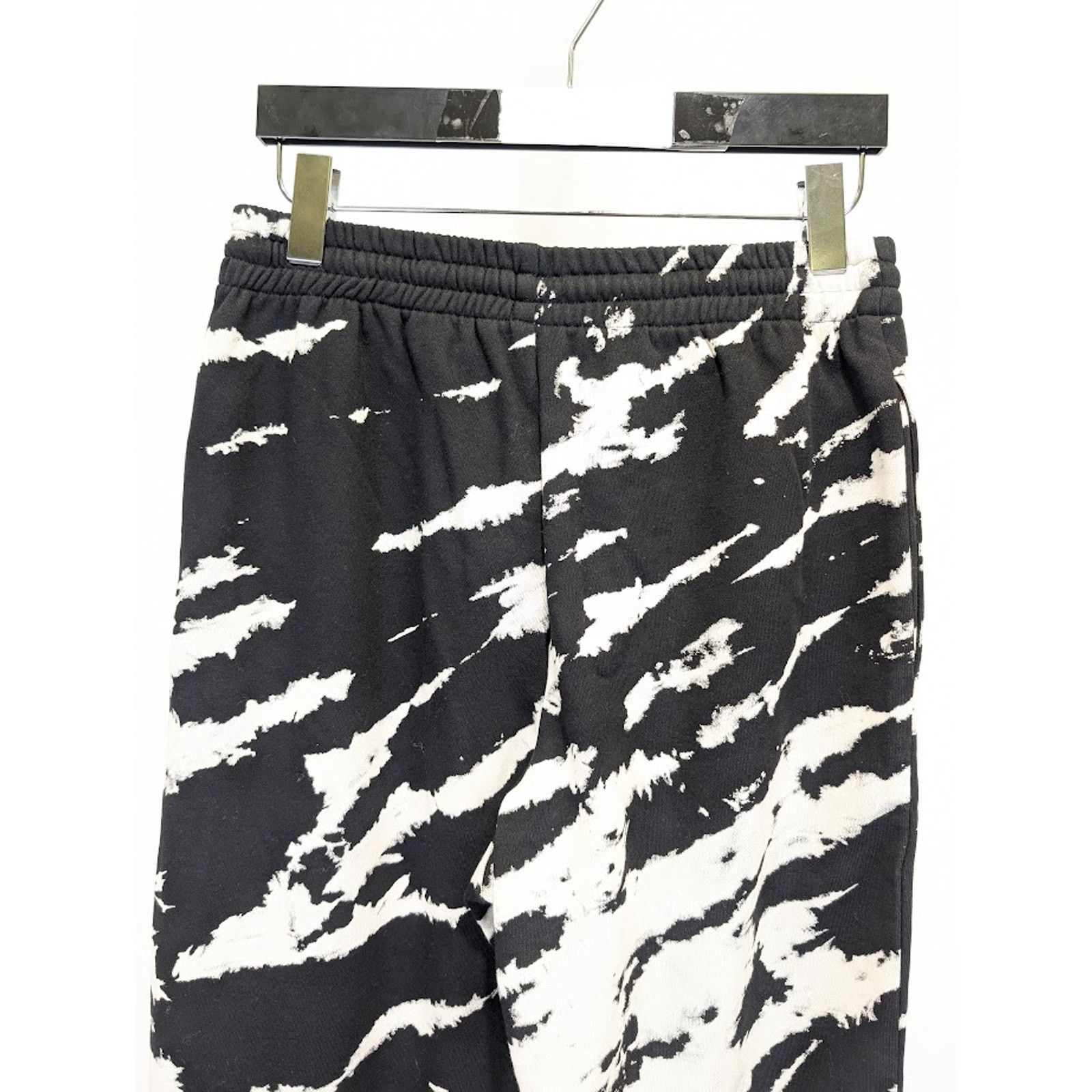 Celine o1rshd1 Jogging Tie Dye in Black / White Size US 34 / EU 50 - 10 Thumbnail