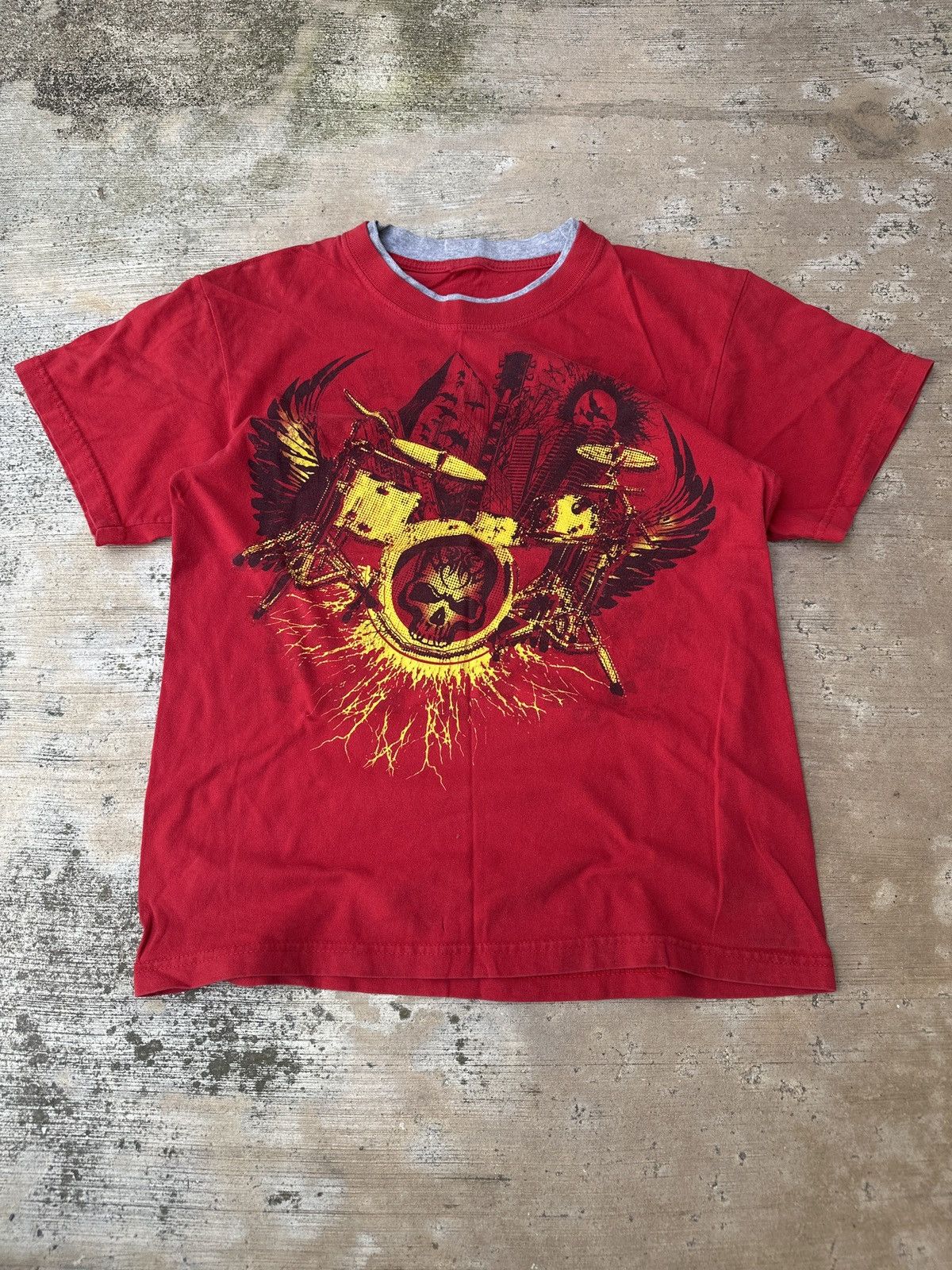 Affliction × Vintage Y2k affliction tribal Surfwear vintage Skull Tapout shirt Size US S / EU 44-46 / 1 - 1 Thumbnail