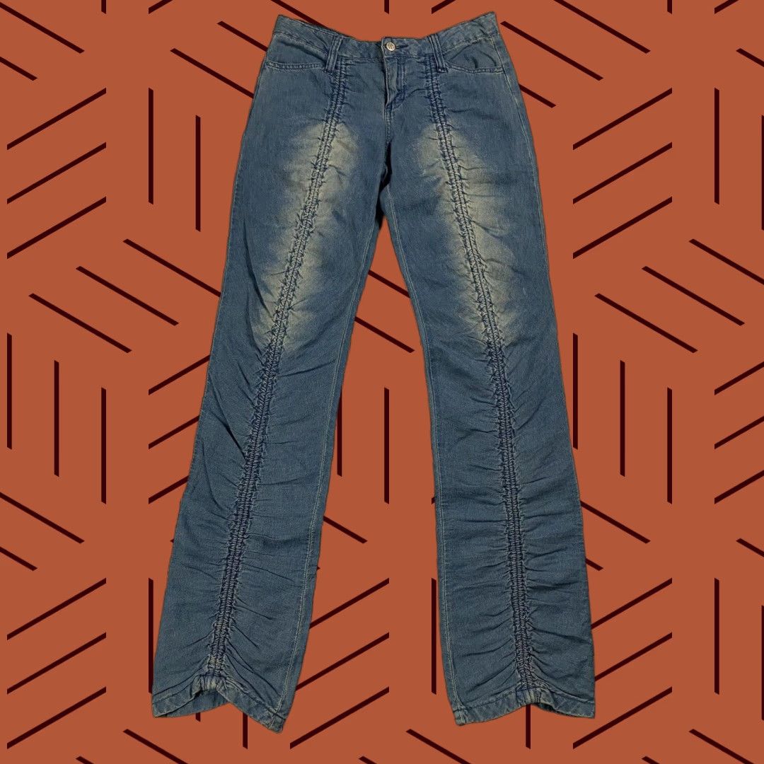 Vintage VINTAGE YES, BRAZIL JEANS RUFFLE DISTRESSED FLARE JEANS WOMENS 28 BLUE Y2K Size 28" / US 6 / IT 42 - 1 Thumbnail
