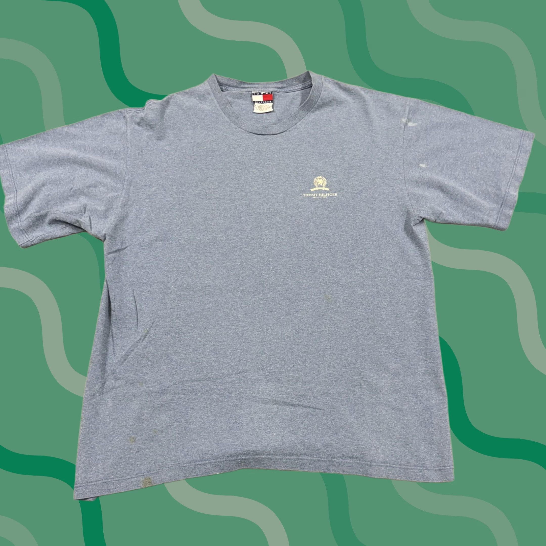 Tommy Hilfiger VINTAGE Tommy Hilfiger Shirt Mens L Blue Crest Logo Graphic Tee USA Size US L / EU 52-54 / 3 - 1 Thumbnail