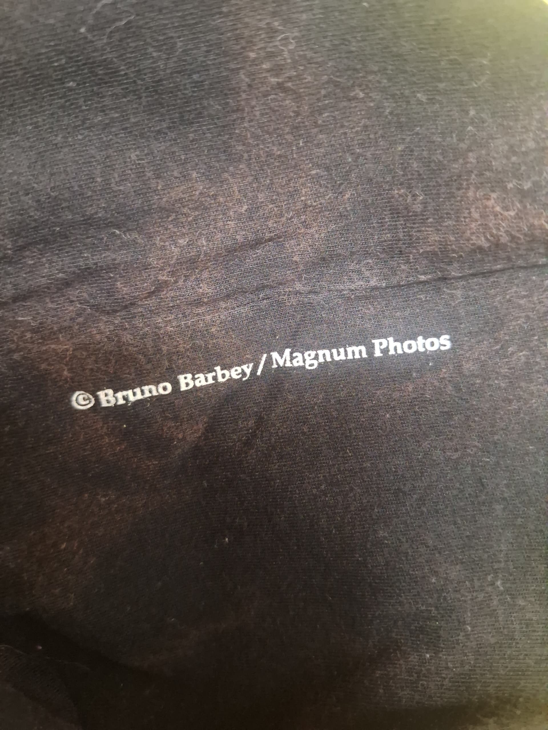 Vintage vintage Bruno Barbey Photoshoot Tee Size US M / EU 48-50 / 2 - 5 Thumbnail
