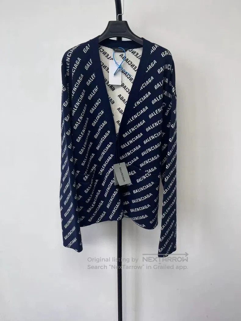 Balenciaga Balenciaga Navy Logo Print Knit Cardigan. Size US S / EU 44-46 / 1 - 1 Thumbnail