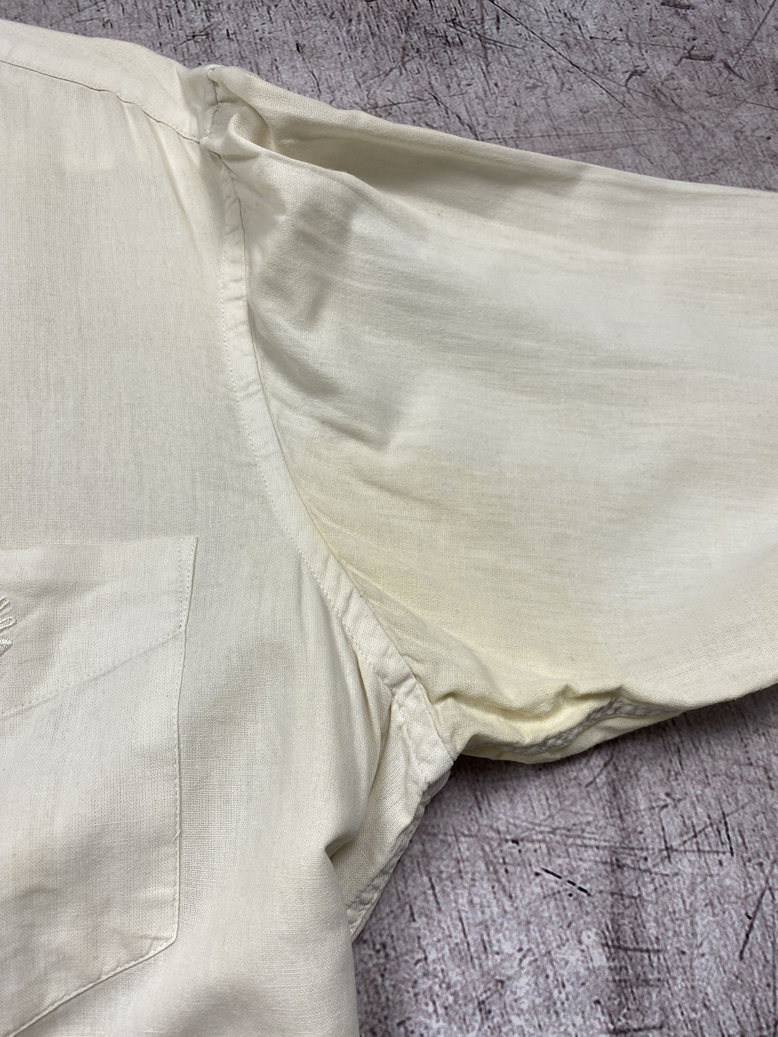 Moschino × Vintage Moschino Vintage Distressed Linen Shirt Size US XL / EU 56 / 4 - 6 Thumbnail