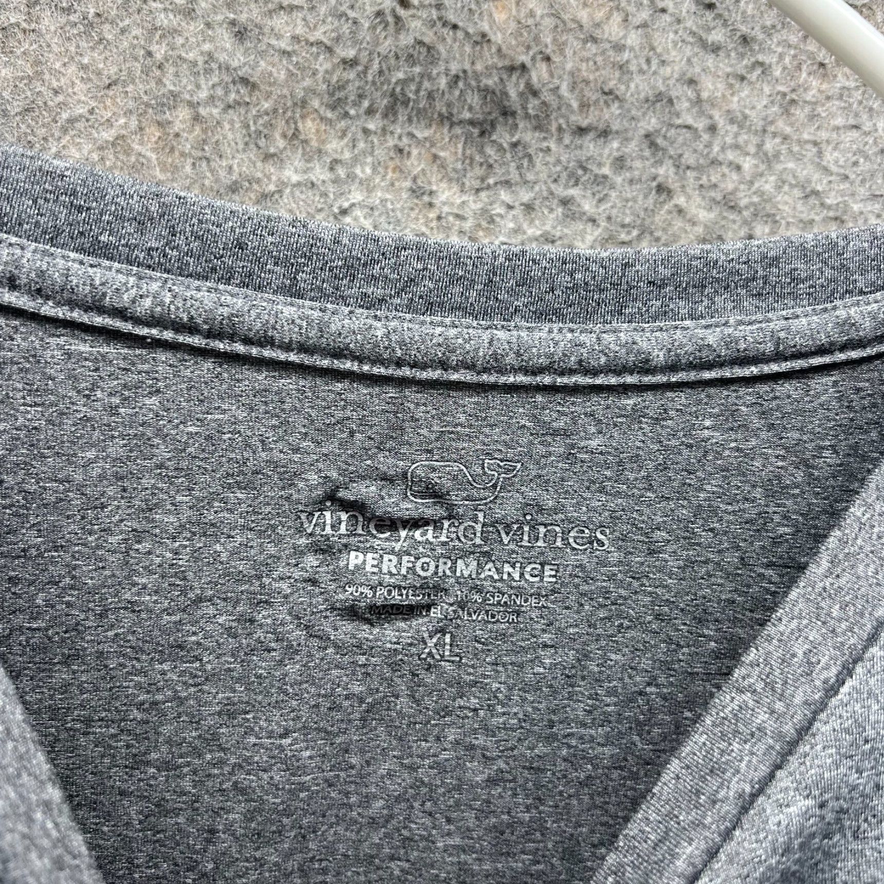 Vineyard Vines Vineyard Vines Shirt Mens XL Gray Performance Crewneck Heather Whale XL Men T-Shirt Logo All Seasons Pocketless? Size US XL / EU 56 / 4 - 6 Thumbnail