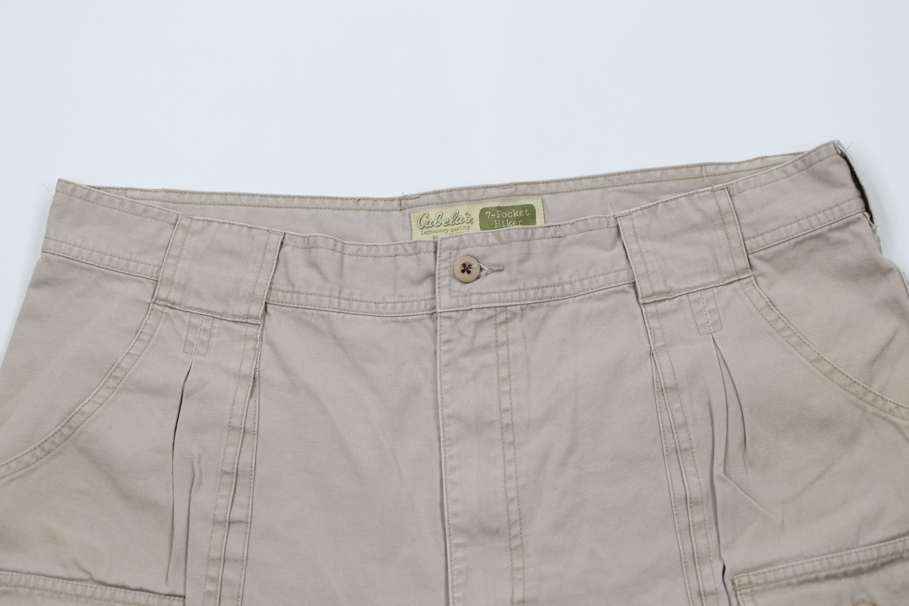 Cabelas × Vintage Vintage Cabelas Mens Above 7 Pocket Trail Cargo Shorts Beige Size US 38 / EU 54 - 2 Thumbnail
