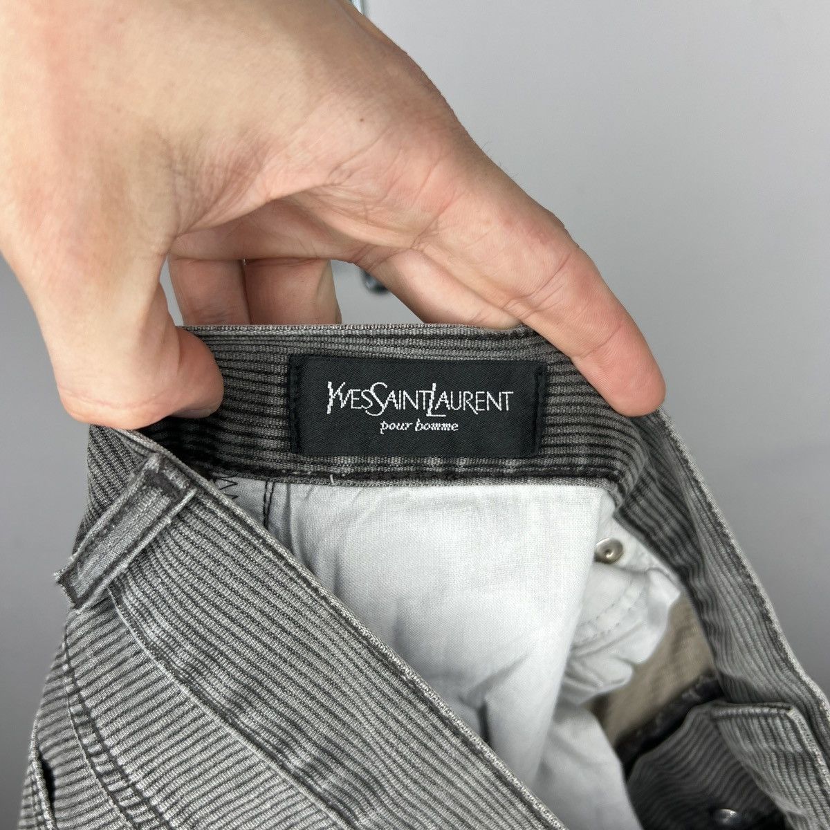 Yves Saint Laurent Yves Saint Laurent pour homme Embroidered Logo Corduroy 90s Size US 36 / EU 52 - 10 Thumbnail