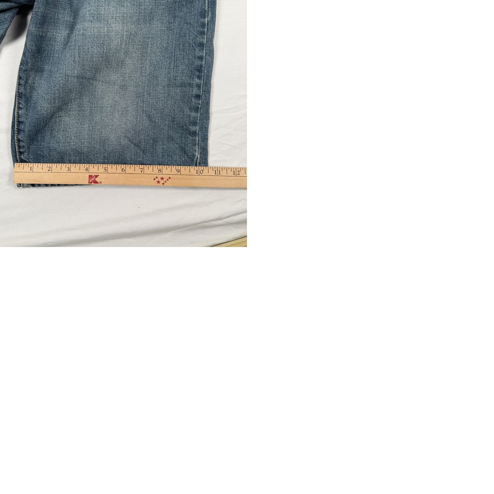 Levi's Levi's 569 Denim Bermuda Shorts Men 32 Blue Relaxed Fit Casual Medium Wash Size US 32 / EU 48 - 9 Thumbnail