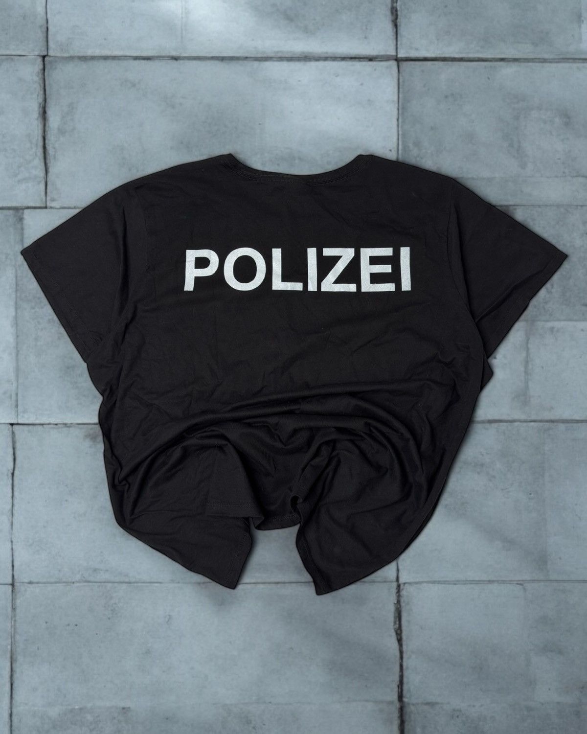 Vintage Vintage 90s POLIZEI tee vetements vibe swag y2k drip skater Size US XL / EU 56 / 4 - 1 Thumbnail