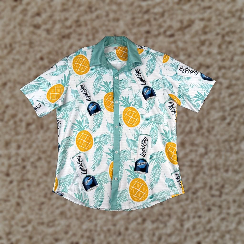 Vintage FPS Apparel Blue Moon LightSky Hawaiian AOP Floral Short Sleeve Button-Up Shirt Men L Blue Pineapple Summer Vacation Beach 40 in Chest Womens? Mens Size US L / EU 52-54 / 3 - 1 Thumbnail