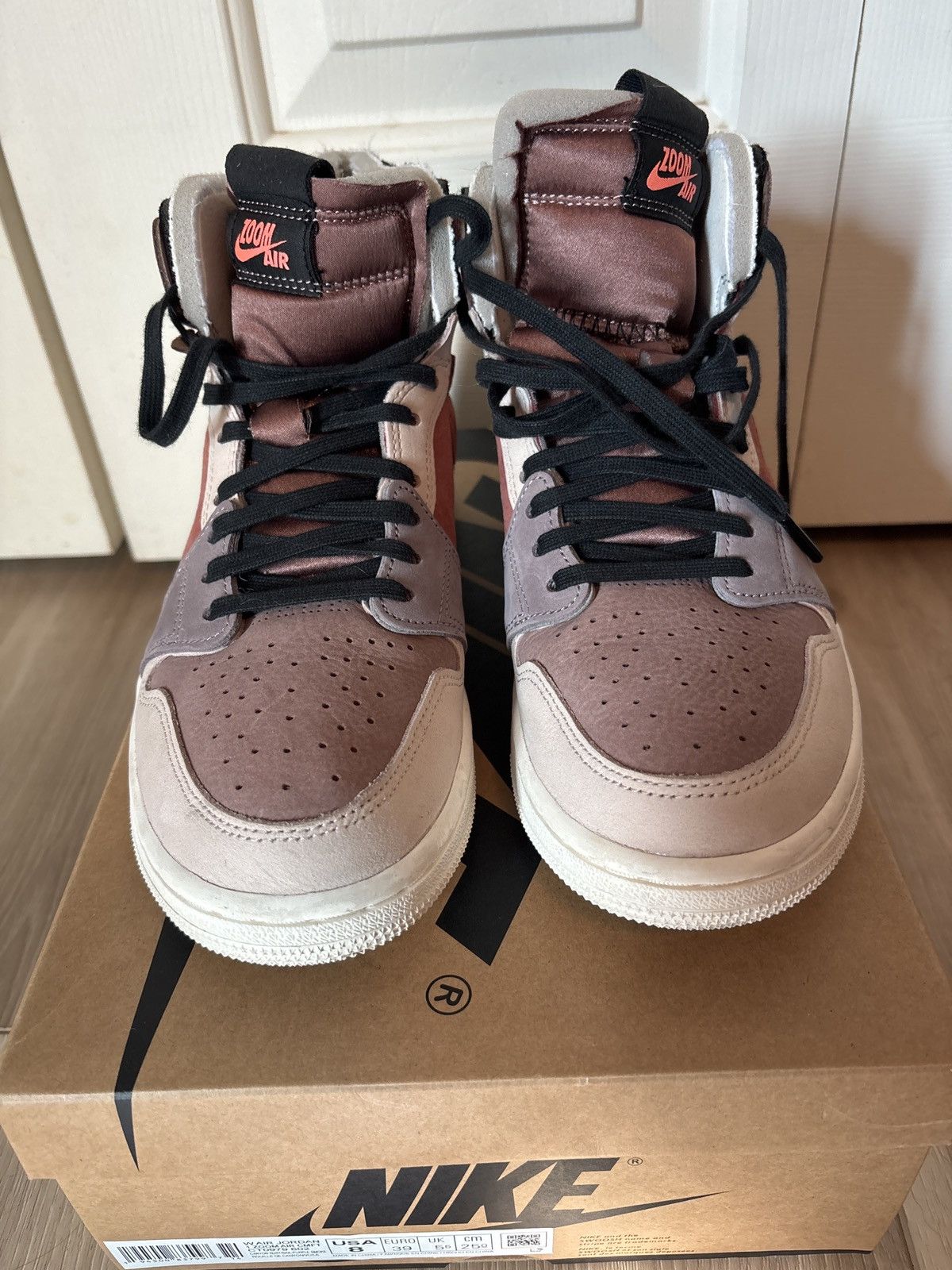 Jordan Brand × Nike Jordan 1 High Zoom Air CMFT Size US 8 / IT 38 - 3 Thumbnail