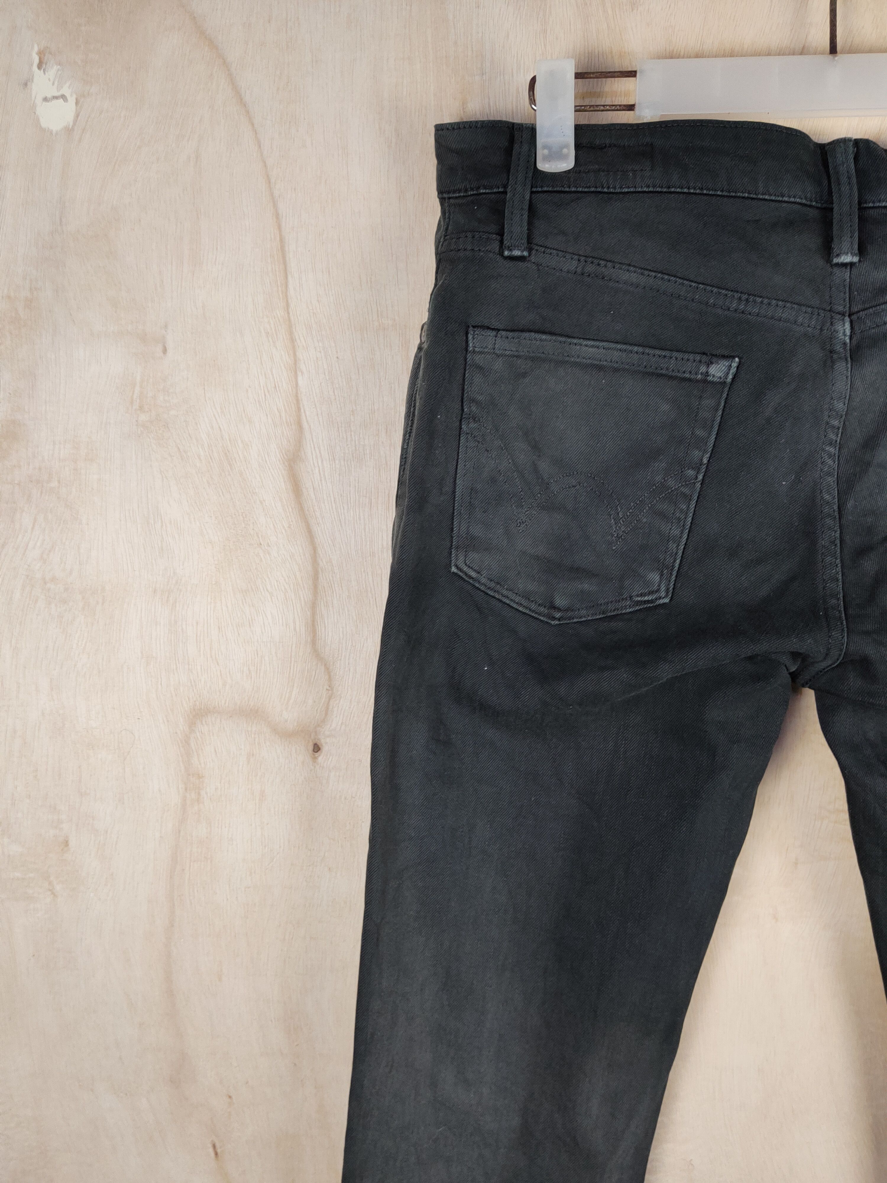 Edwin Edwin Black Faded Distressed Ripped Jeans #S2417 Size US 32 / EU 48 - 8 Thumbnail