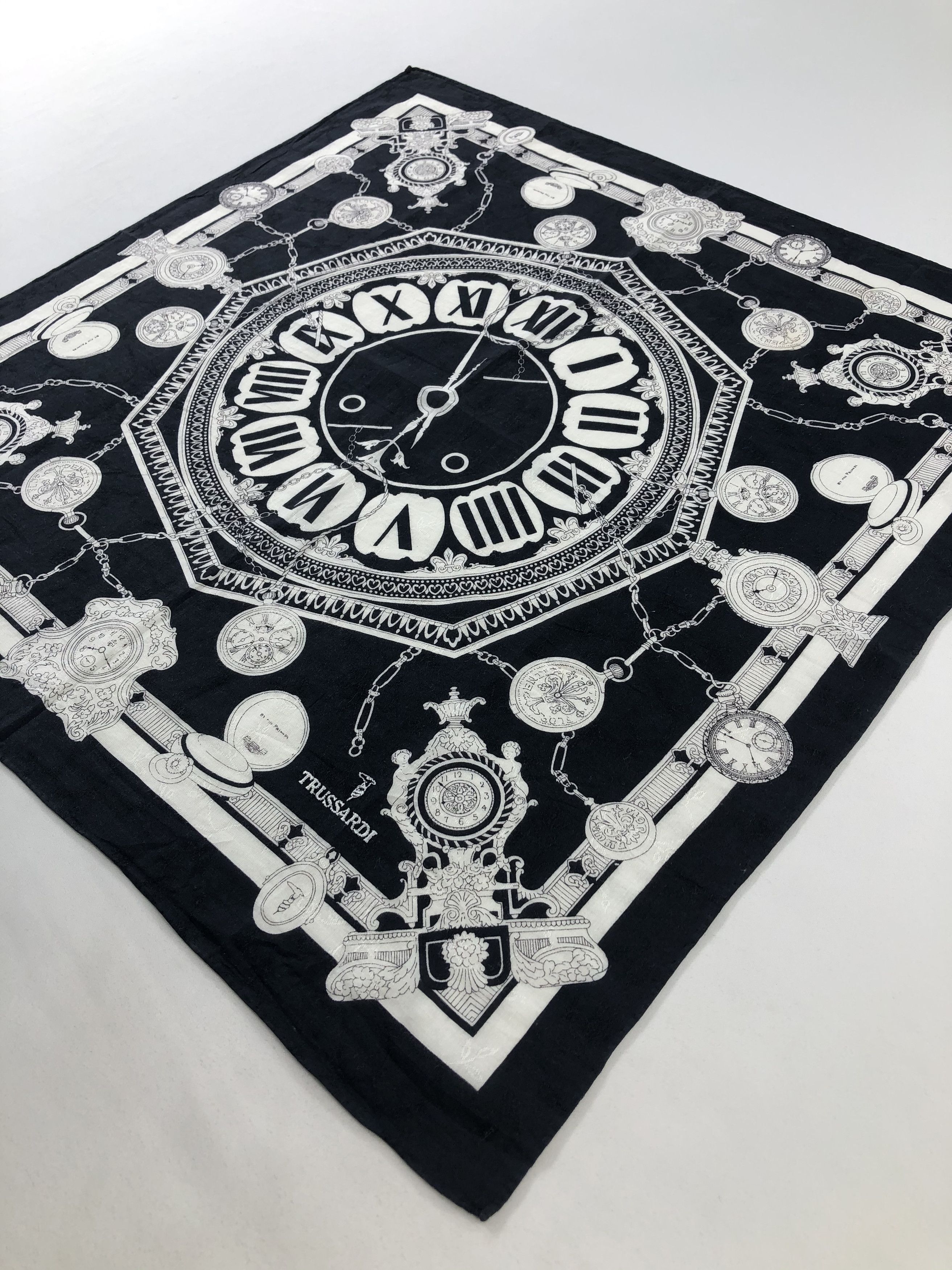 Trussardi × Vintage Trussardi Handkerchief / Bandana / Neckerchief Size ONE SIZE - 3 Thumbnail