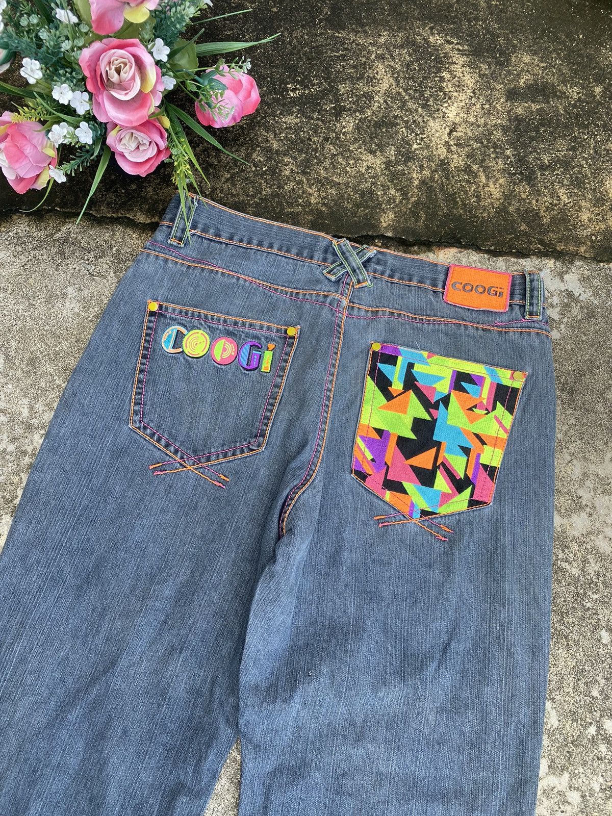 Coogi Vintage Y2K Coogi Colourful Embroidery Black Jeans Size US 37 - 2 Thumbnail