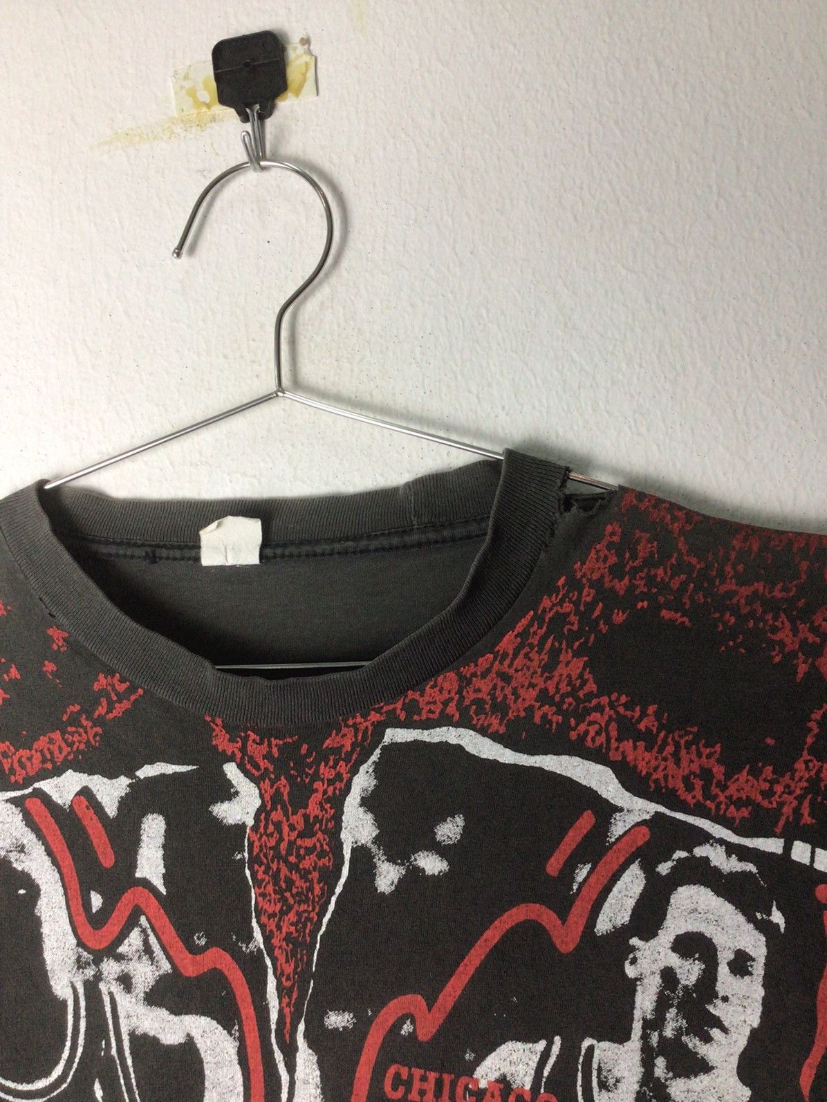 NBA NBA Chicago Bulls A.o.p. 90's Size US XL / EU 56 / 4 - 4 Thumbnail
