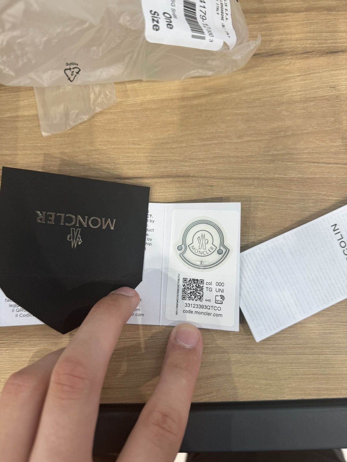Moncler 🕶️Moncler sunglasses Size ONE SIZE - 7 Thumbnail