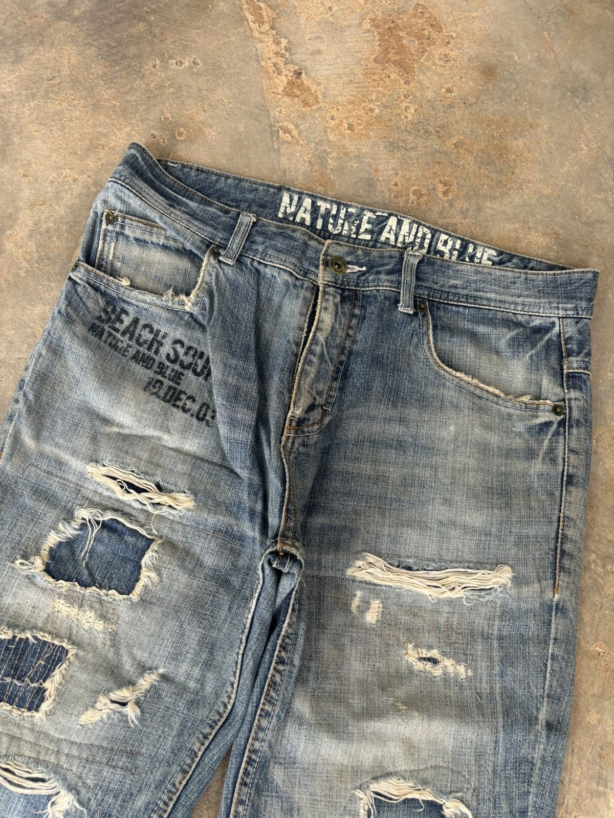 Hysteric Glamour Distressed Denim Nature And Blue Ifsixwasnine Style Jeans Size US 33 - 6 Thumbnail