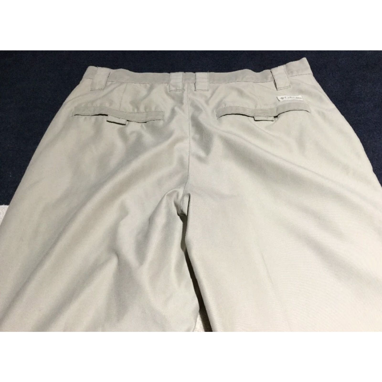 Vintage Columbia Sportswear Men's Pants 34 x 33 Regular Inseam 34 Beige Polyester Cargo Hiking Pant Hiking Pant Beige 34 33 Men Size US 34 / EU 50 - 4 Thumbnail