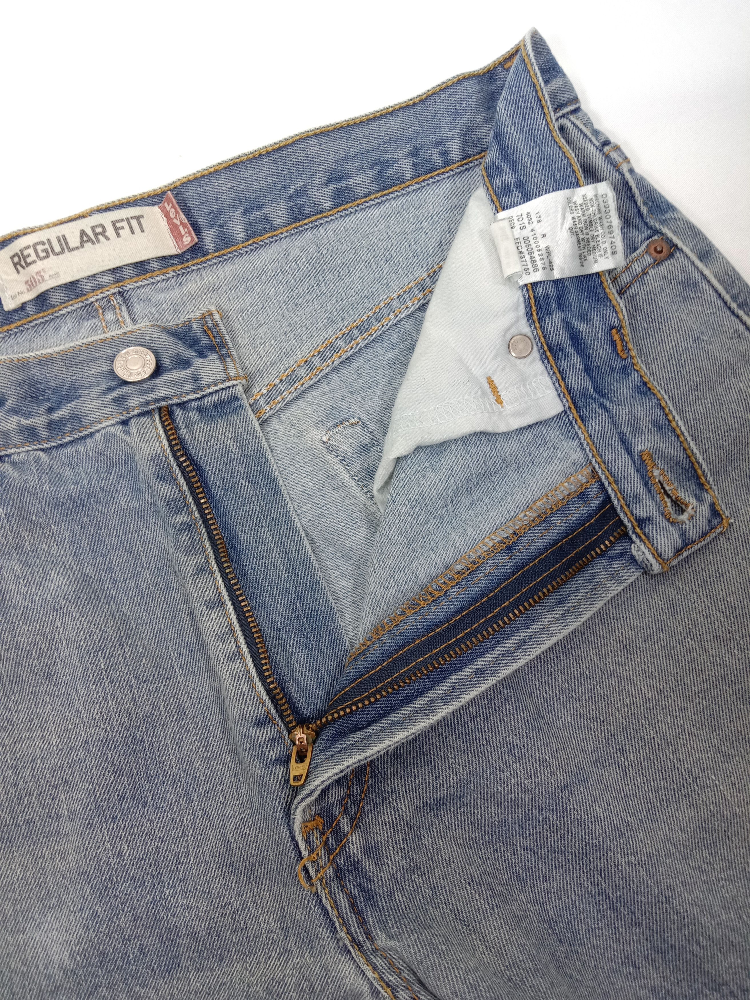 Levi's Vintage Levi's 505 Jeans Light Wash Regular Fit Denim Size US 34 / EU 50 - 9 Thumbnail