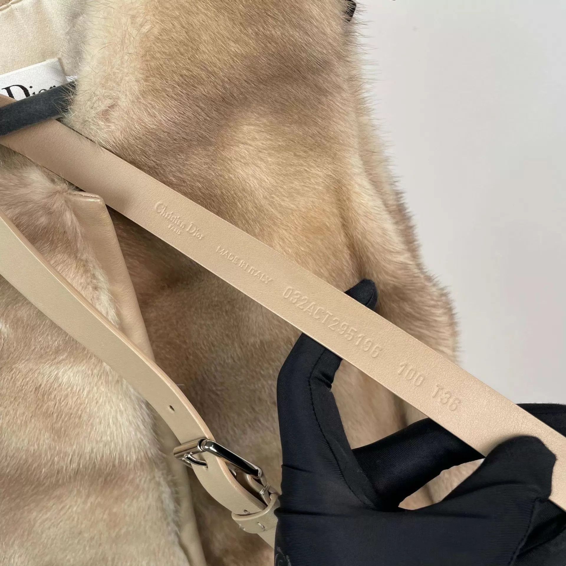 Dior Dior 95 new mink fur sleeveless coat 36 Size XS / US 0-2 / IT 36-38 - 7 Thumbnail