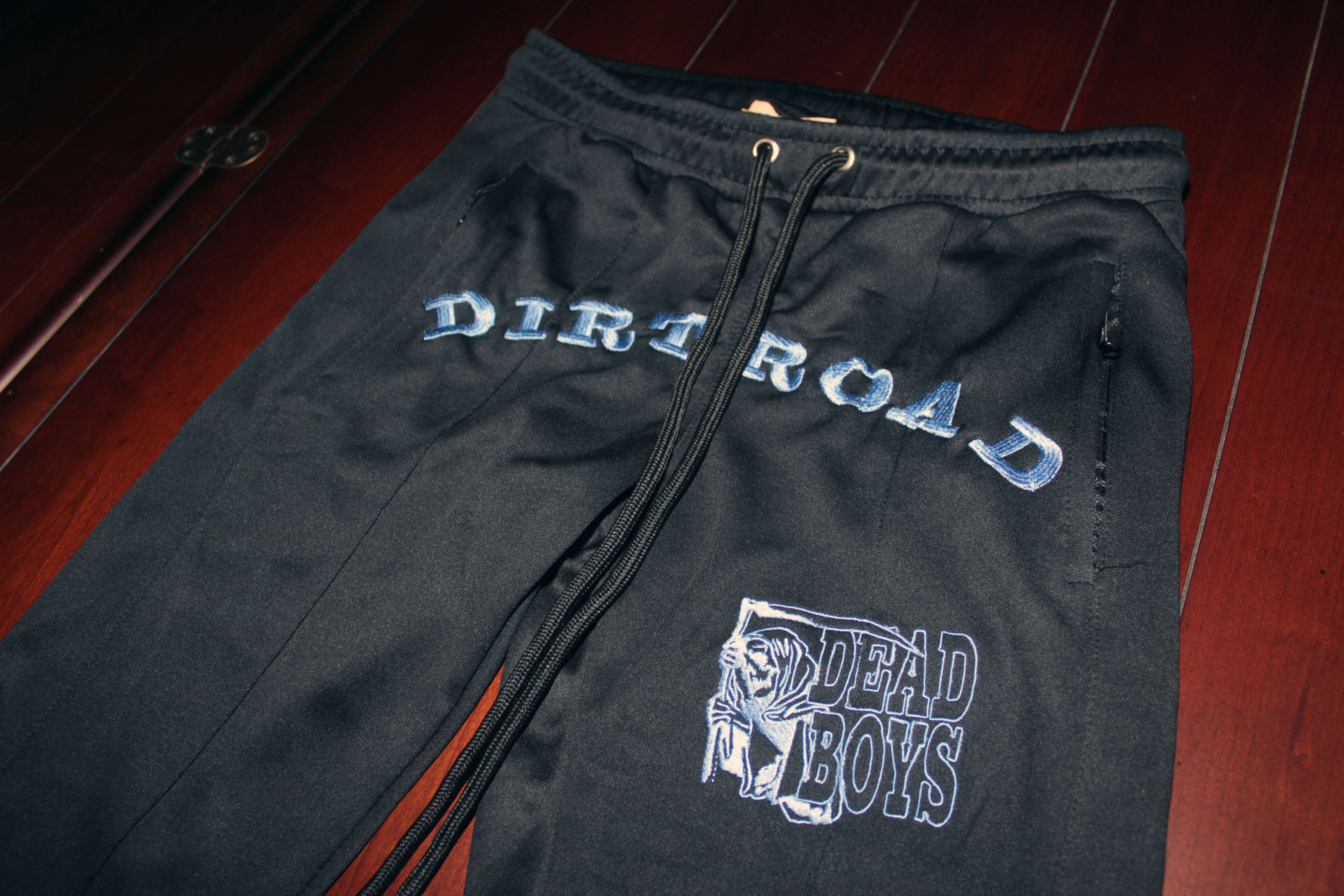 Bones × TeamSESH TeamSESH "DIRTROADDEADBOY" Track Pants (Medium) Size US 32 / EU 48 - 1 Thumbnail