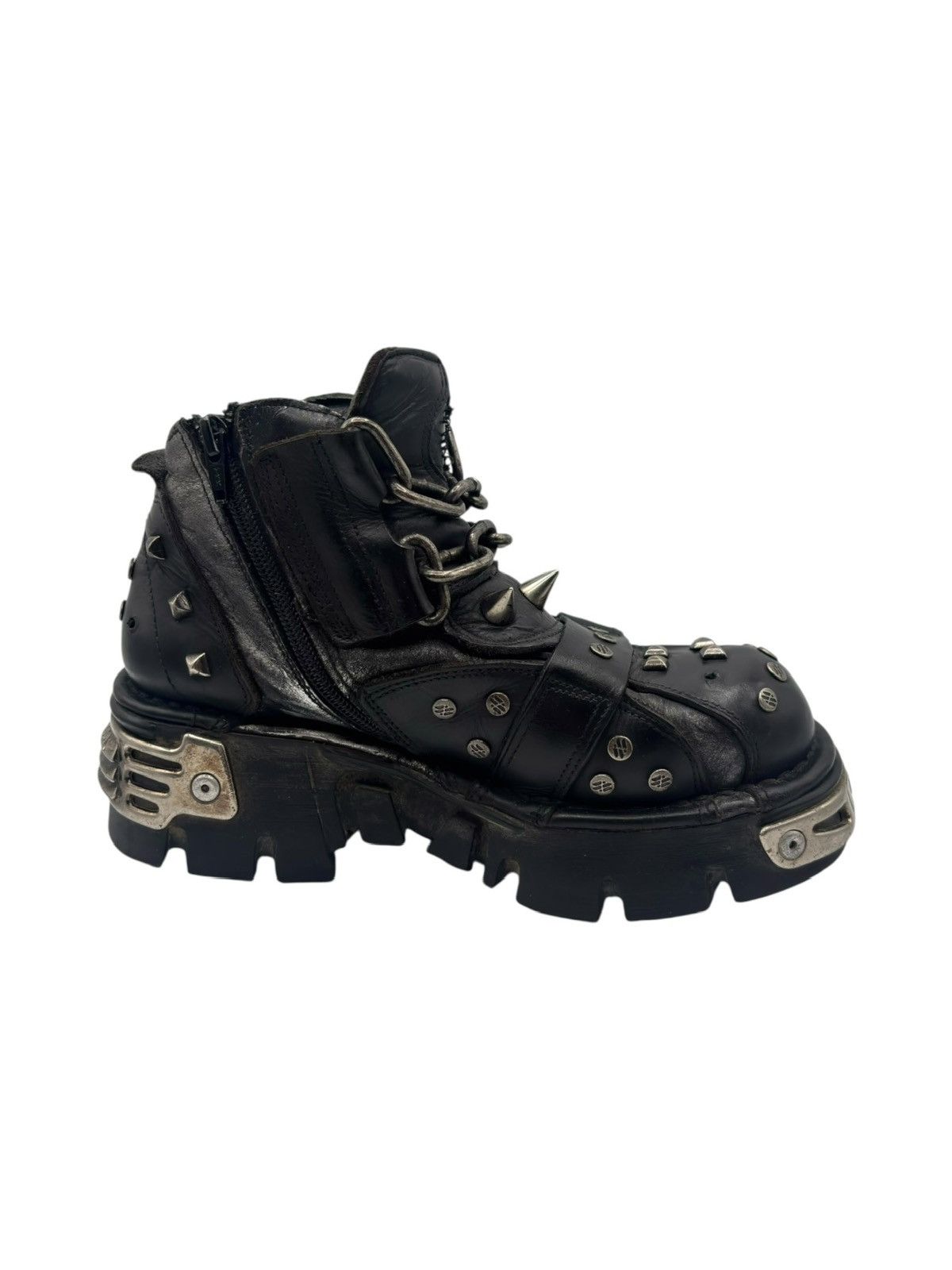 New Rock Vintage New Rock studded platform boots Size 38 Size US 8 / IT 38 - 6 Thumbnail