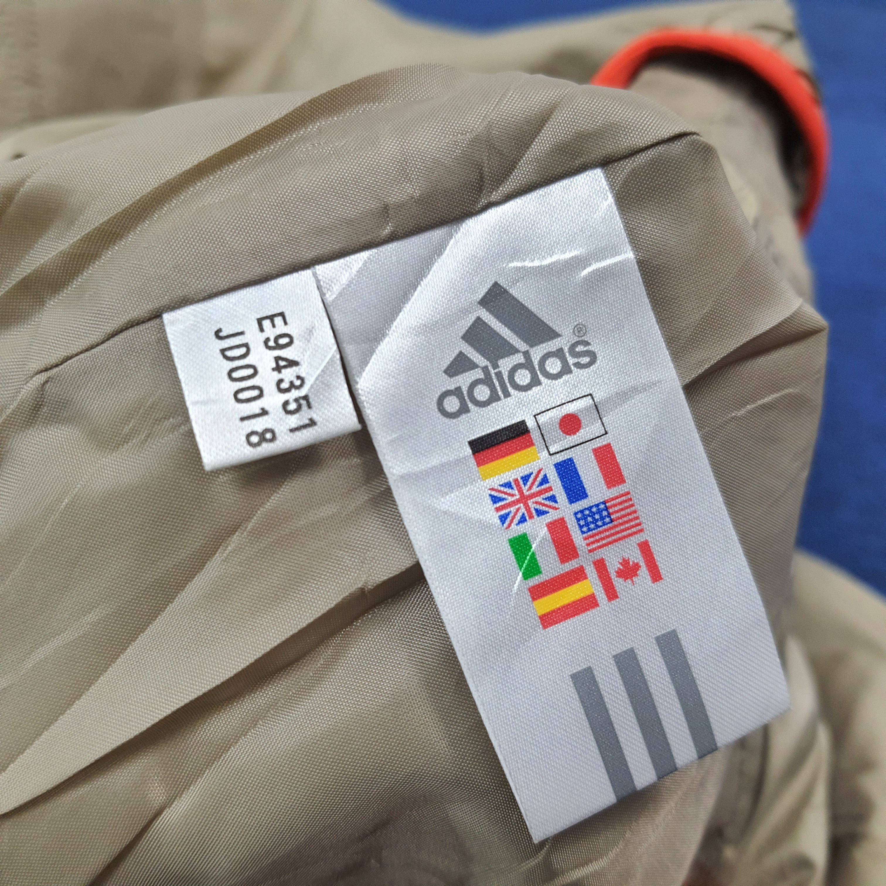 Adidas Vintage Adidas ClimaProof Puffer Custom Logo Jacket C278N18 Size US L / EU 52-54 / 3 - 8 Thumbnail
