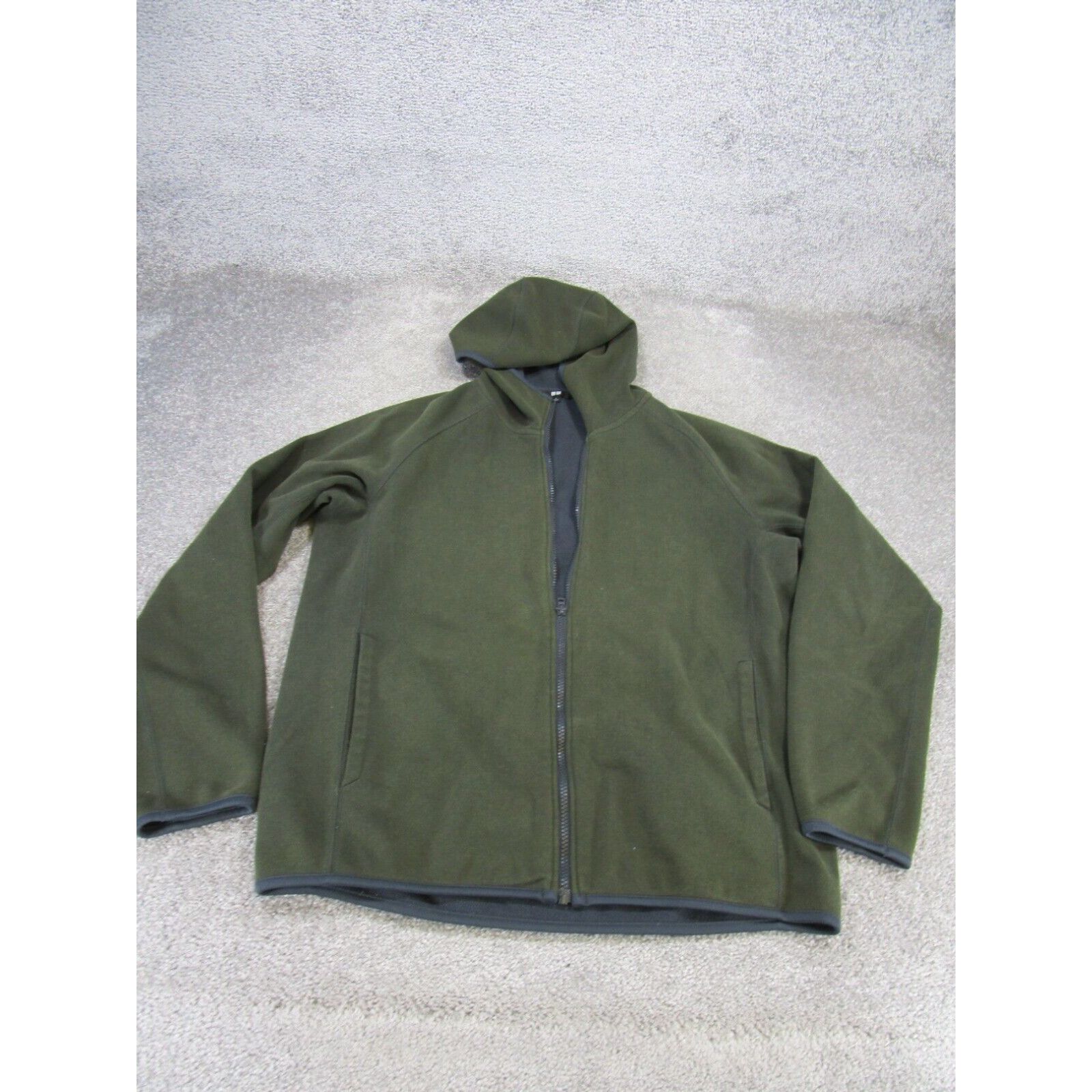 Uniqlo green hoodie clearance