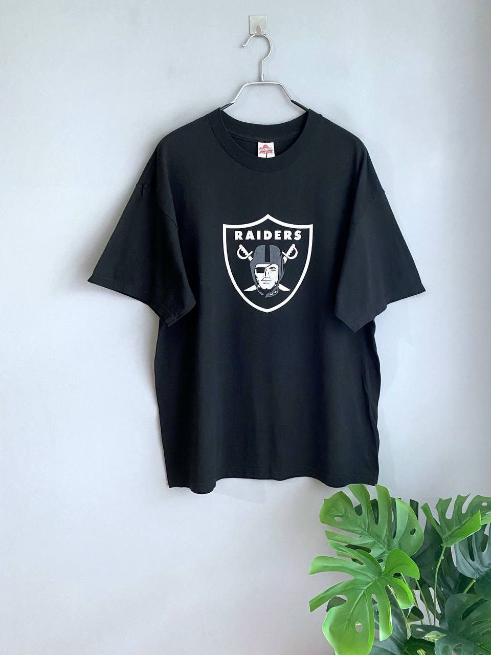 NFL Vintage NFL Oakland Raiders T-Shirt “RAIDER NATION” Size XL Size US XL / EU 56 / 4 - 1 Thumbnail