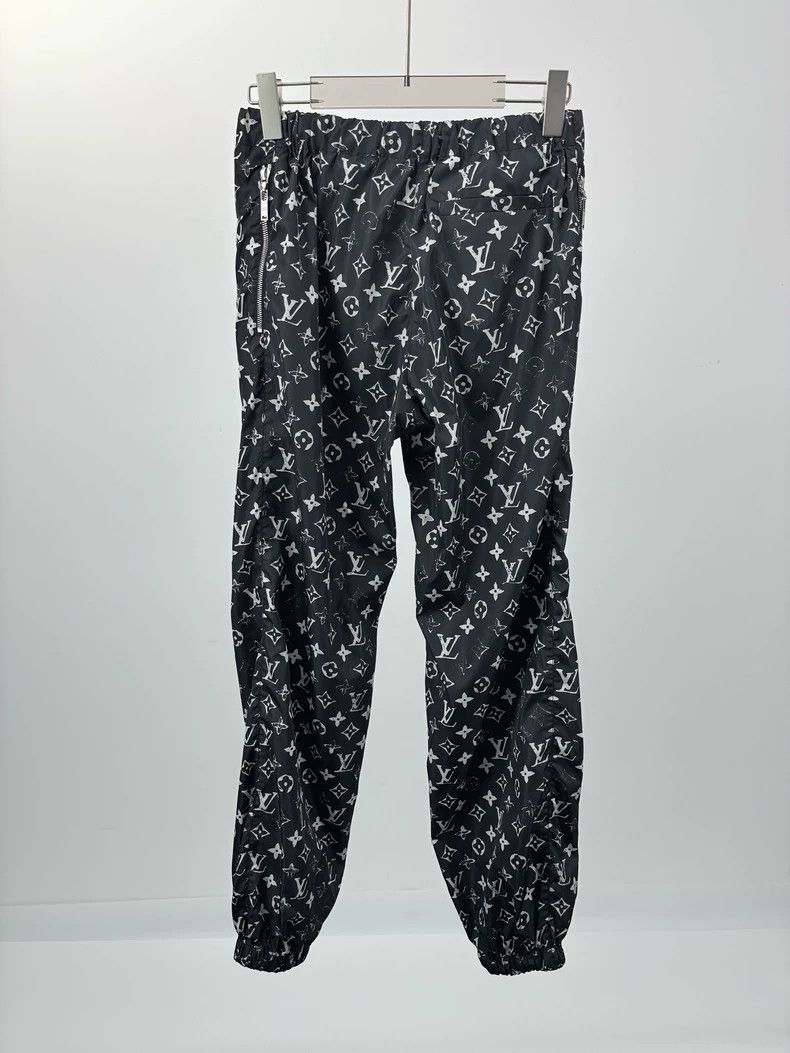 Louis Vuitton Louis Vuitton Full LOGO trousers with presbyopia pants Size US 36 / EU 52 - 2 Thumbnail