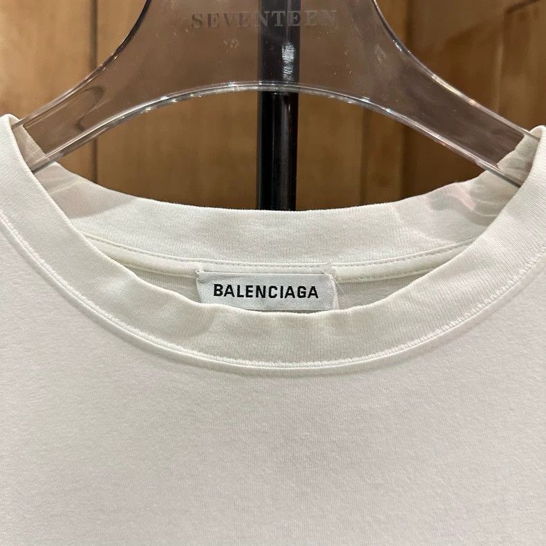 Balenciaga Balenciaga Rainbow embroidered white short sleeves Size US S / EU 44-46 / 1 - 3 Thumbnail