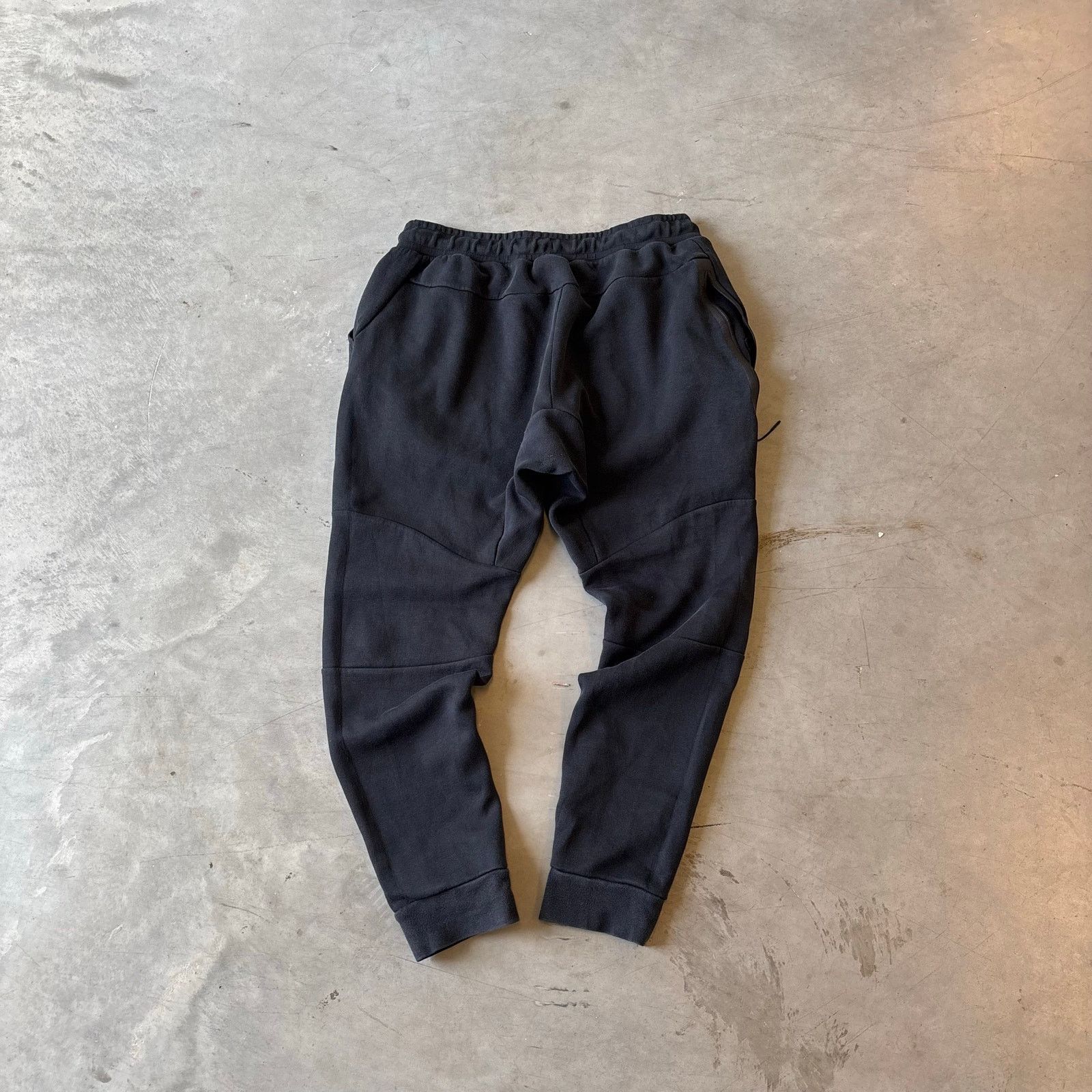 Nike Grey Nike Tech Jogger Sweatpants Size US 28 / EU 44 - 3 Thumbnail