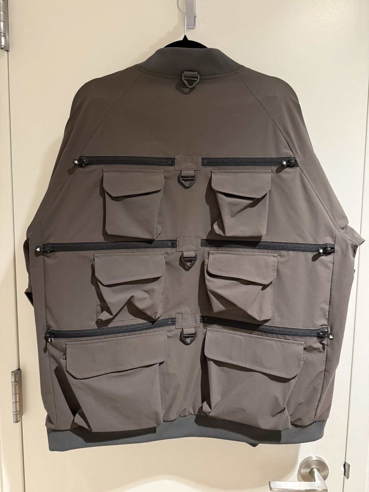 South2 West8 South2 West8 Multi-pocket Zipped Jacket Size US L / EU 52-54 / 3 - 2 Thumbnail