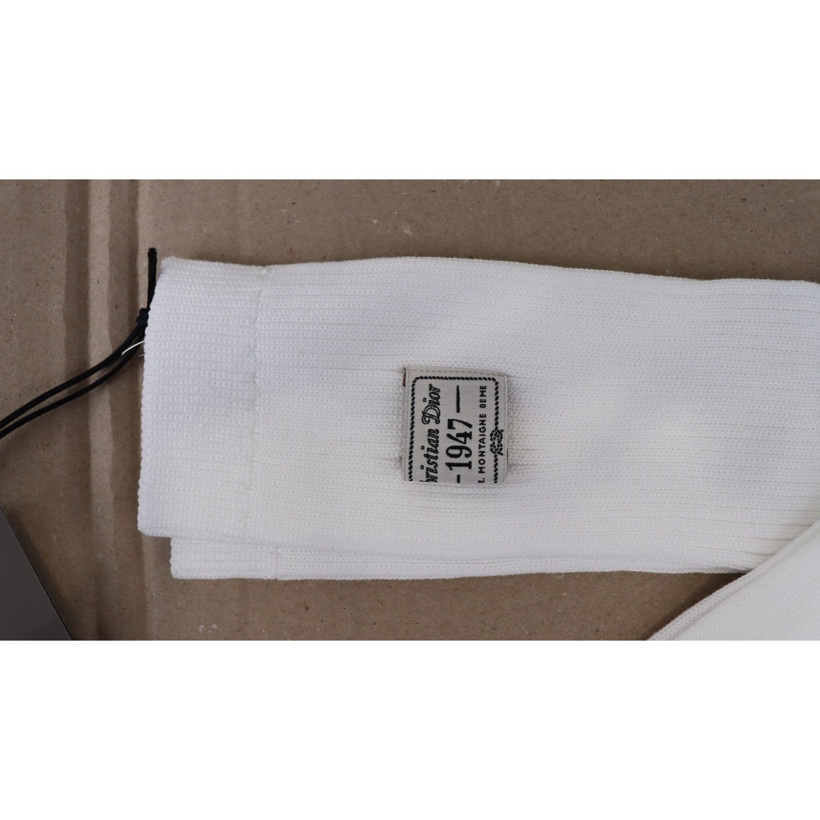 Dior o1rshd1 Size: OS / Socks in Blanc Size ONE SIZE - 4 Thumbnail