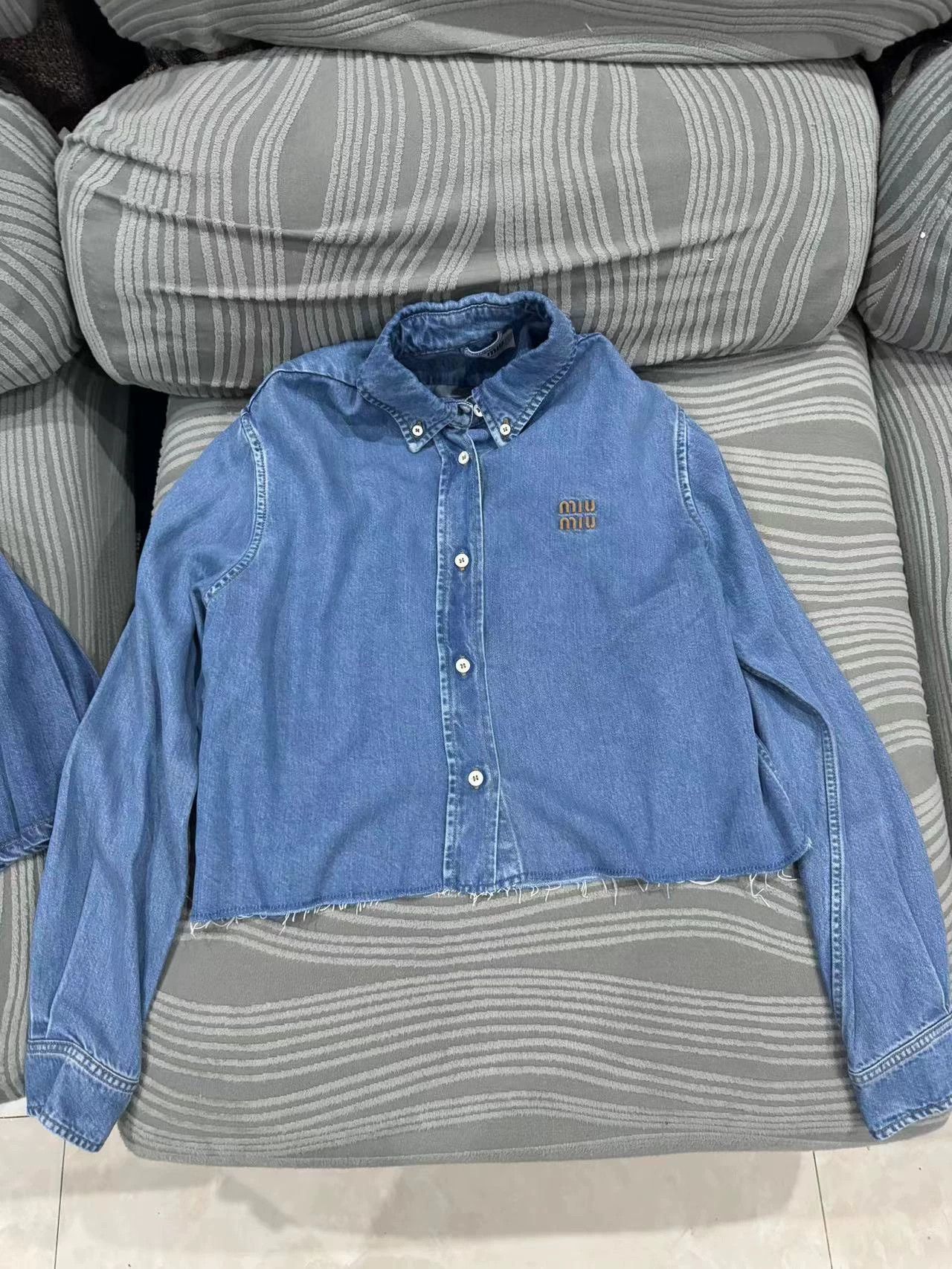 Miu Miu MIU MIU 24' Denim Jacket 38 (Authentic) Size 25" / US 0 / IT 36 - 1 Thumbnail