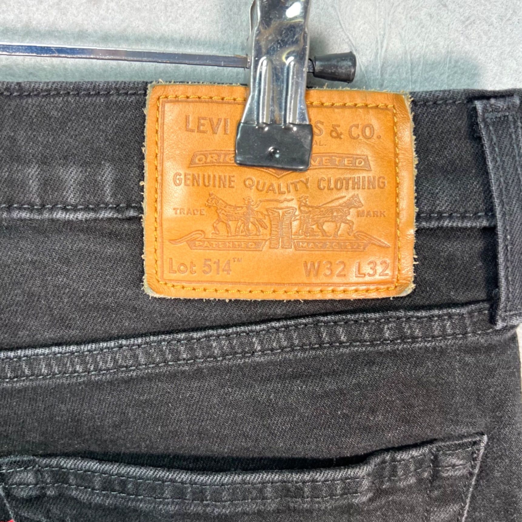 Levi's Levi's 514 Mens Size 32 x 28 Straight Black Denim Jeans Slim Fit Jeans Size US 32 / EU 48 - 3 Thumbnail
