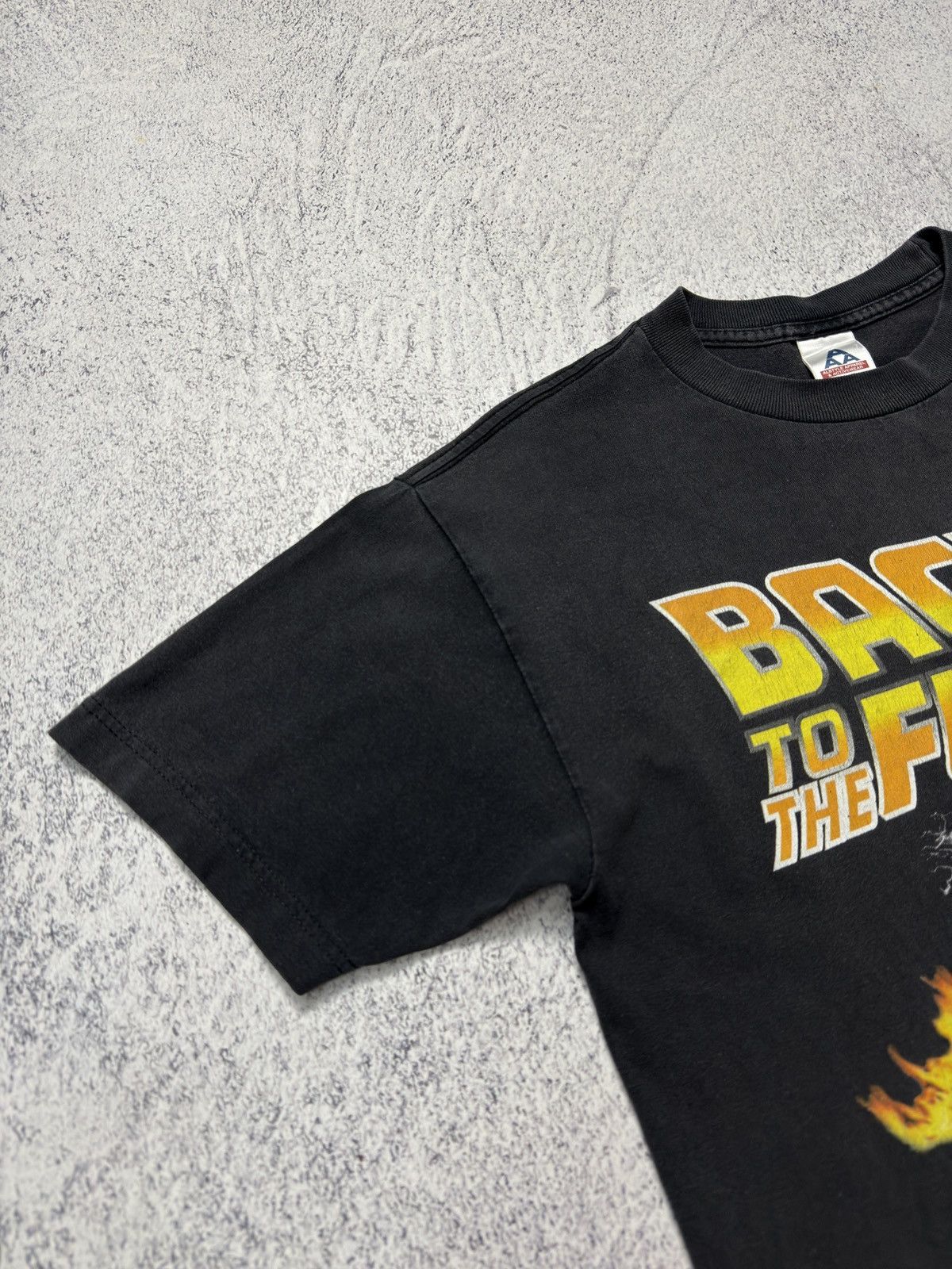 Vintage Vintage 90s Back To The Future Delorean Movie T-Shirt Faded Size US M / EU 48-50 / 2 - 6 Thumbnail
